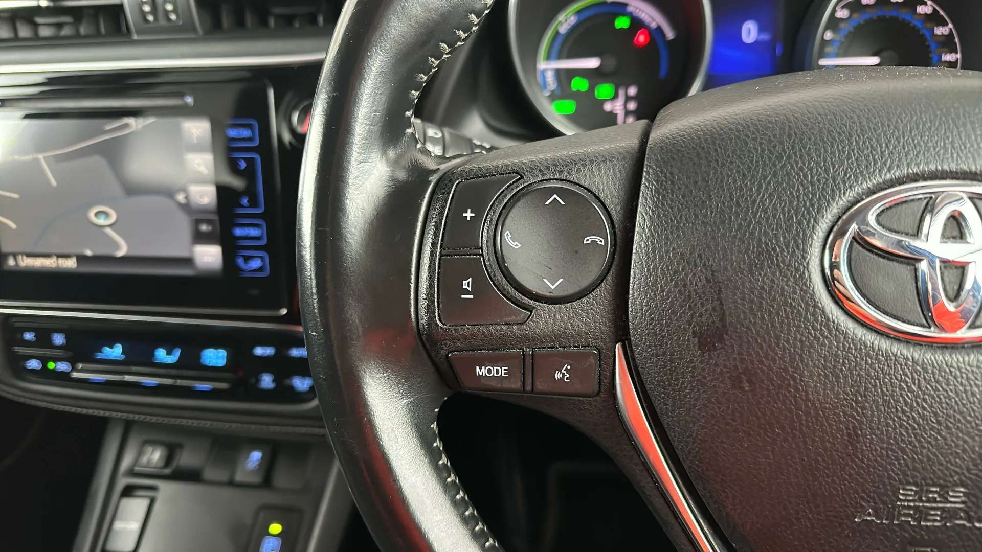 2018 TOYOTA AURIS 2018 TOYOTA AURIS