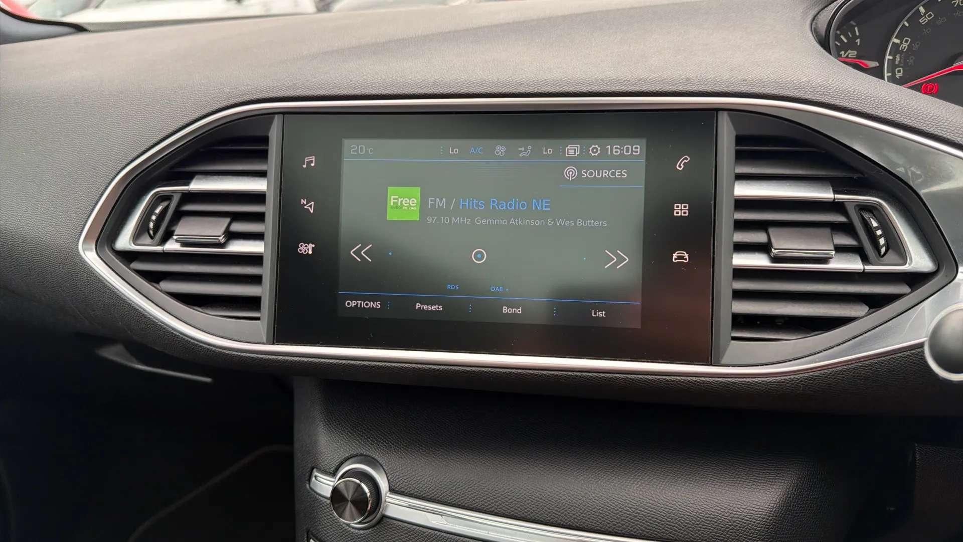 2019 PEUGEOT 308 2019 PEUGEOT 308