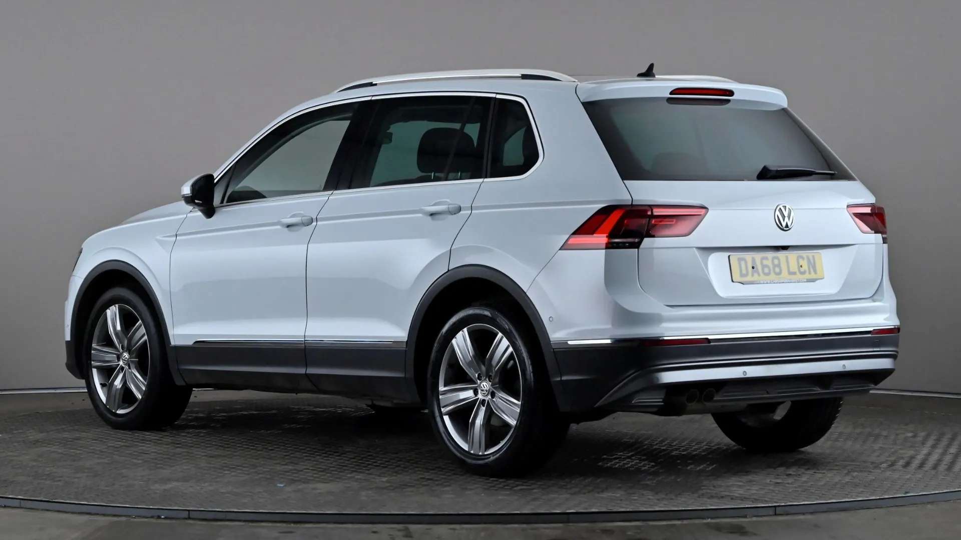 A 2018 VOLKSWAGEN TIGUAN 2.0 TDi 150 SEL DSG A 2018 VOLKSWAGEN TIGUAN 2.0 TDi 150 SEL DSG