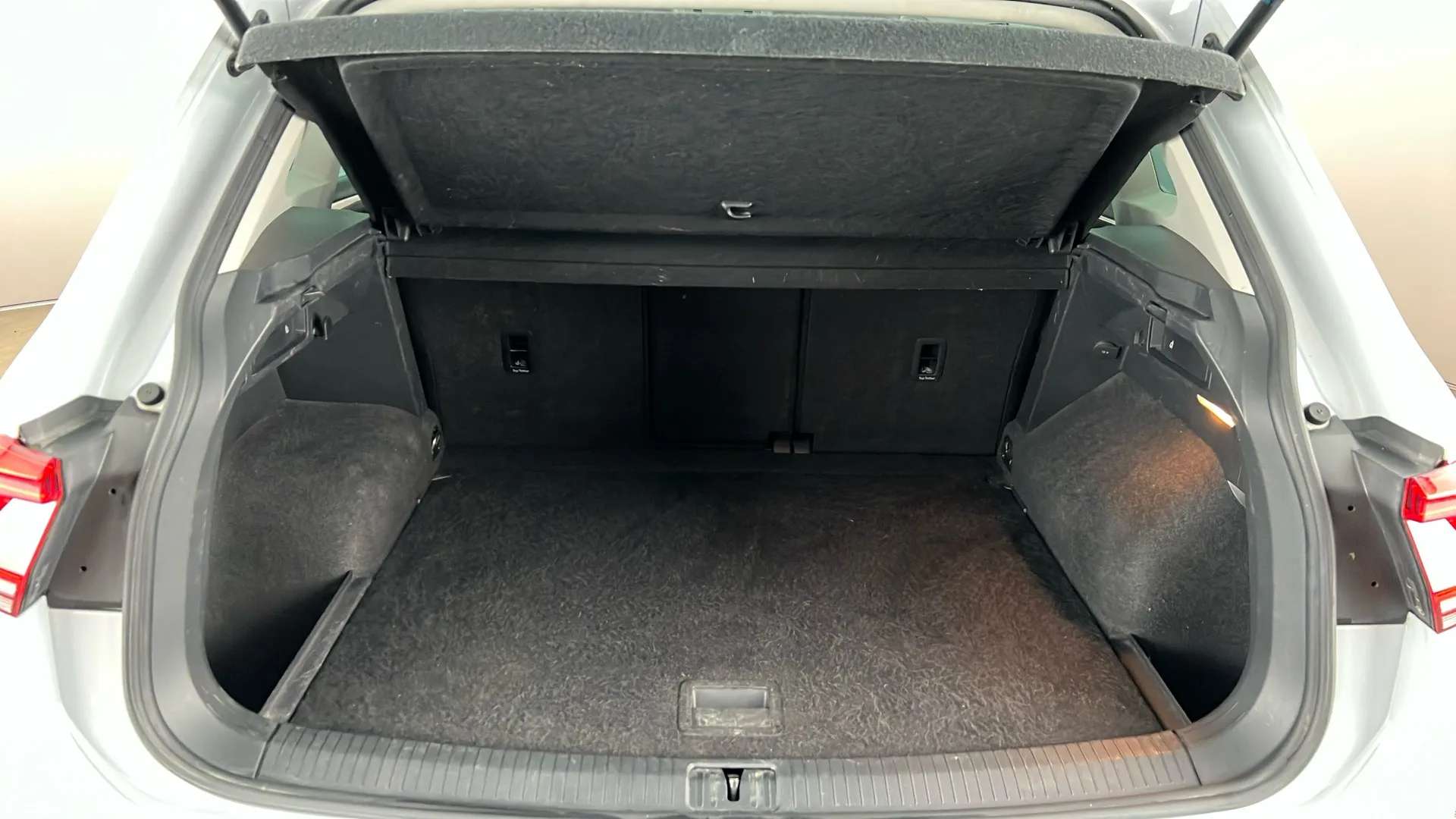 2018 VOLKSWAGEN TIGUAN 2018 VOLKSWAGEN TIGUAN