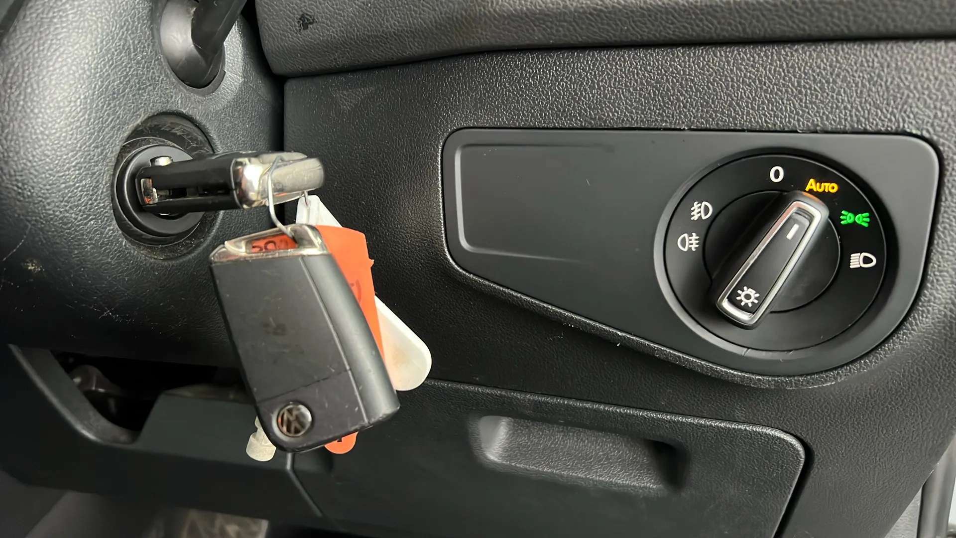 2018 VOLKSWAGEN TIGUAN 2018 VOLKSWAGEN TIGUAN