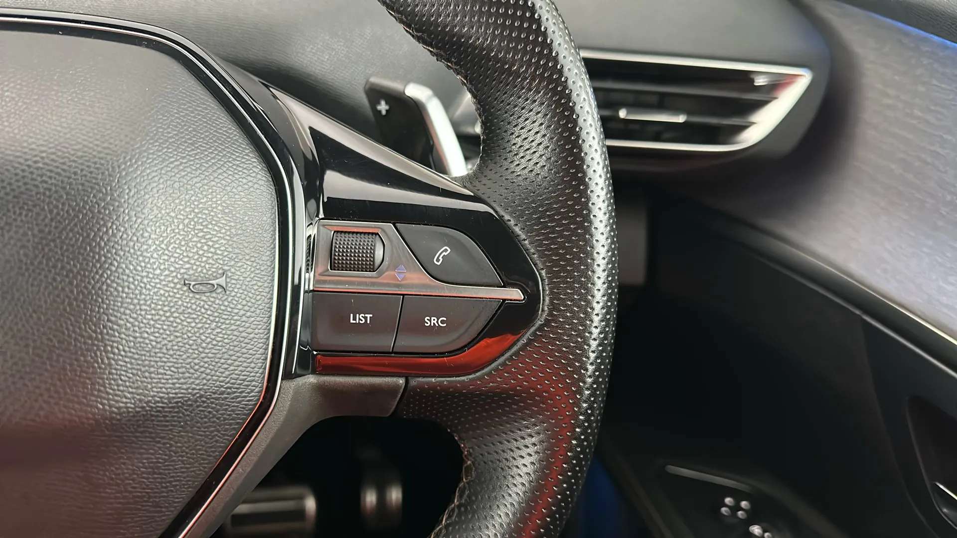 2020 PEUGEOT 3008 2020 PEUGEOT 3008
