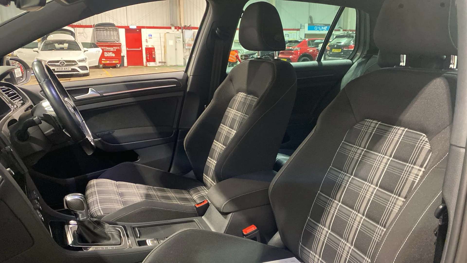 2019 VOLKSWAGEN GOLF 2019 VOLKSWAGEN GOLF