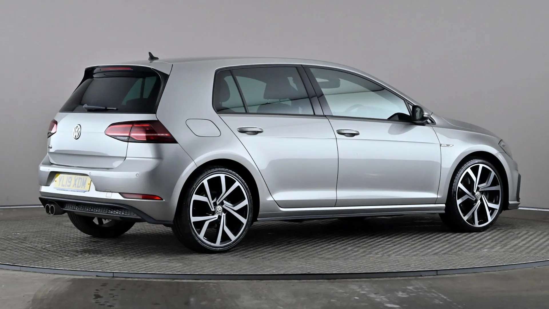 2019 VOLKSWAGEN GOLF 2019 VOLKSWAGEN GOLF