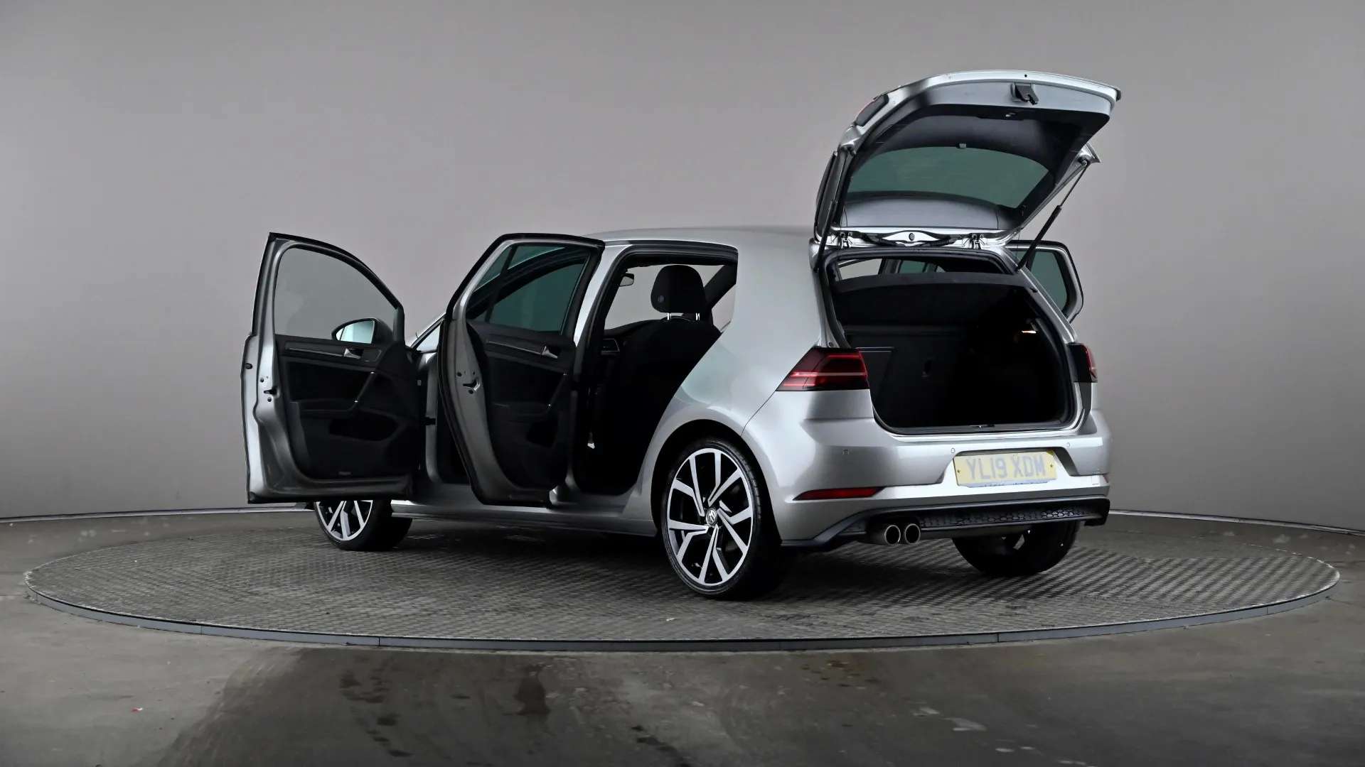 2019 VOLKSWAGEN GOLF 2019 VOLKSWAGEN GOLF