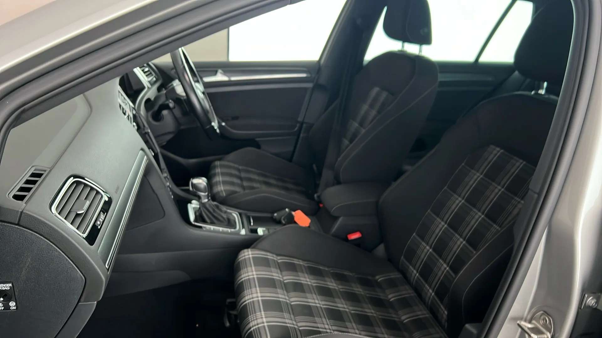 2019 VOLKSWAGEN GOLF 2019 VOLKSWAGEN GOLF