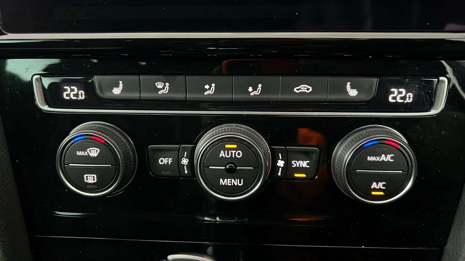 2019 VOLKSWAGEN GOLF 2019 VOLKSWAGEN GOLF