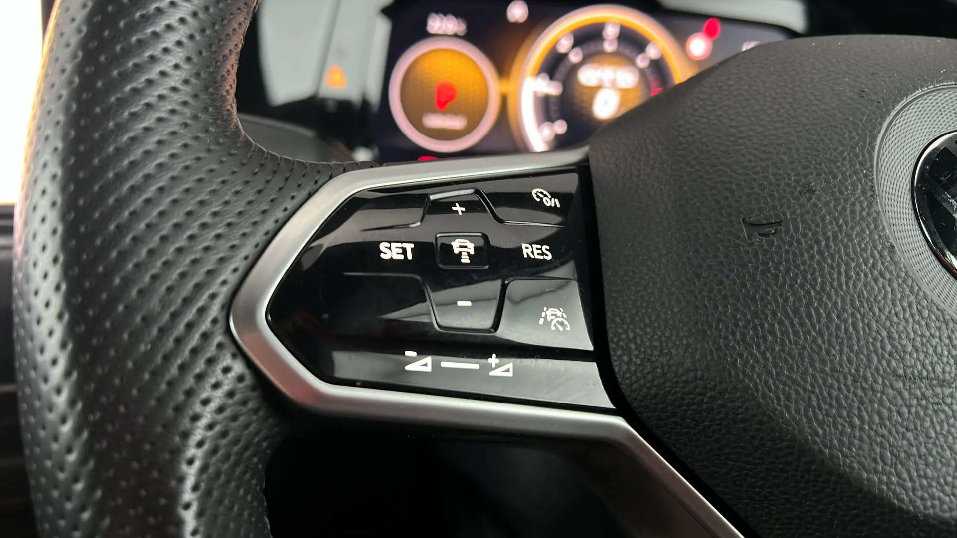 2023 VOLKSWAGEN GOLF 2023 VOLKSWAGEN GOLF