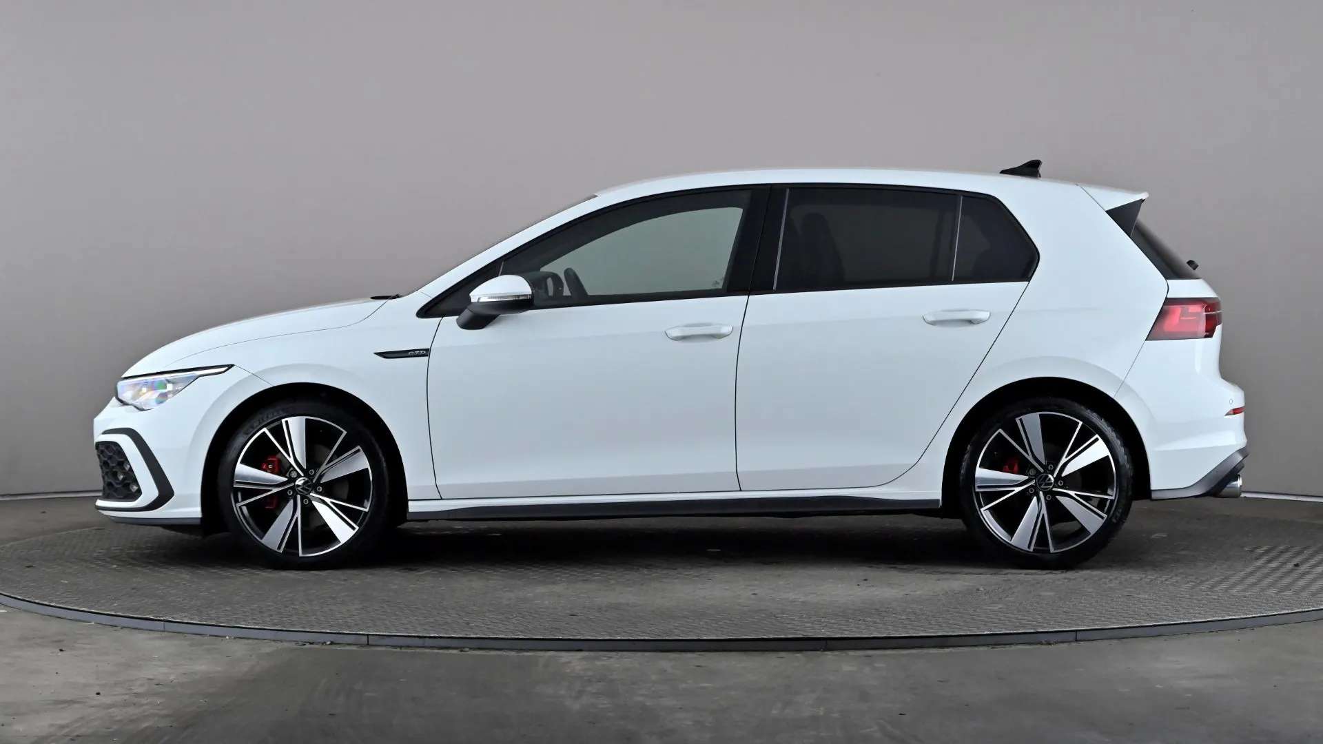 A 2023 VOLKSWAGEN GOLF 2.0 TDI 200 GTD DSG A 2023 VOLKSWAGEN GOLF 2.0 TDI 200 GTD DSG