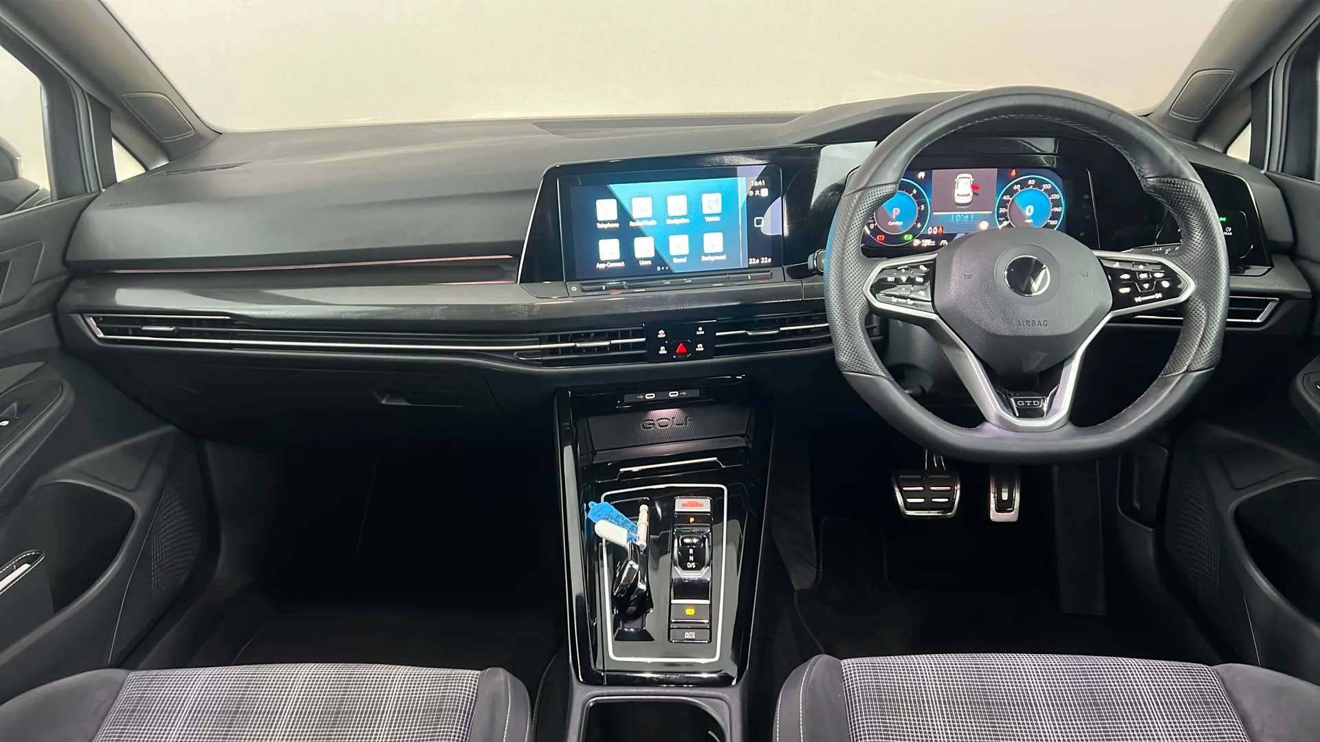 2022 VOLKSWAGEN GOLF 2022 VOLKSWAGEN GOLF