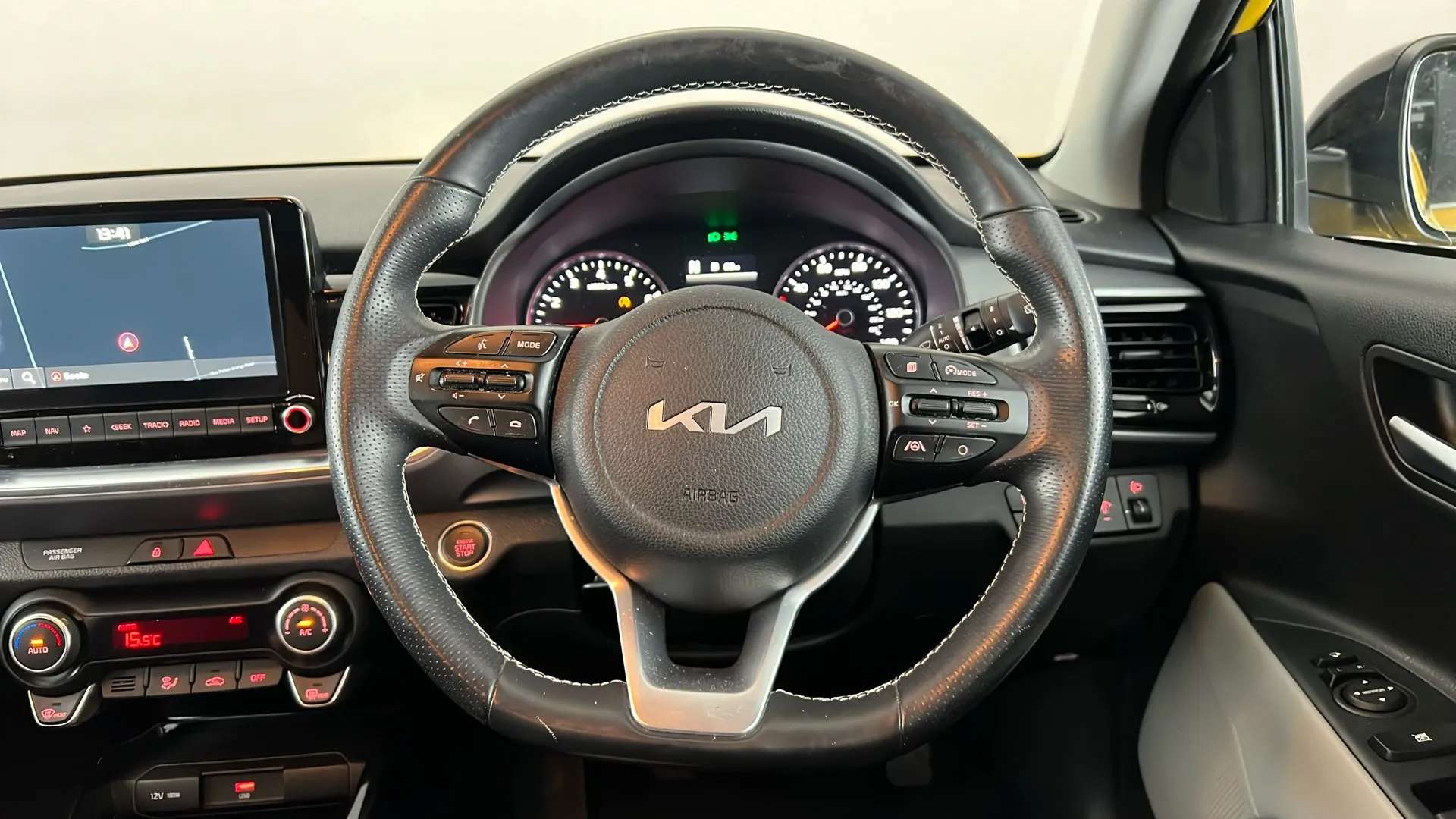 2022 KIA STONIC 2022 KIA STONIC