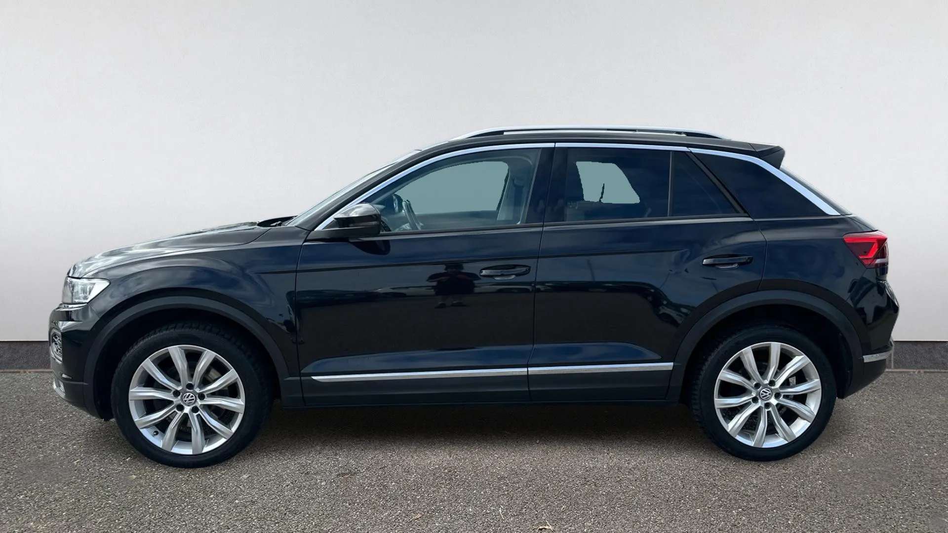 A 2019 VOLKSWAGEN T-ROC 2.0 TDI 4MOTION SEL A 2019 VOLKSWAGEN T-ROC 2.0 TDI 4MOTION SEL