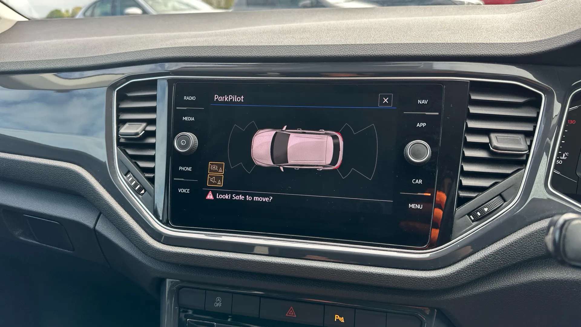 2019 VOLKSWAGEN T-ROC 2019 VOLKSWAGEN T-ROC
