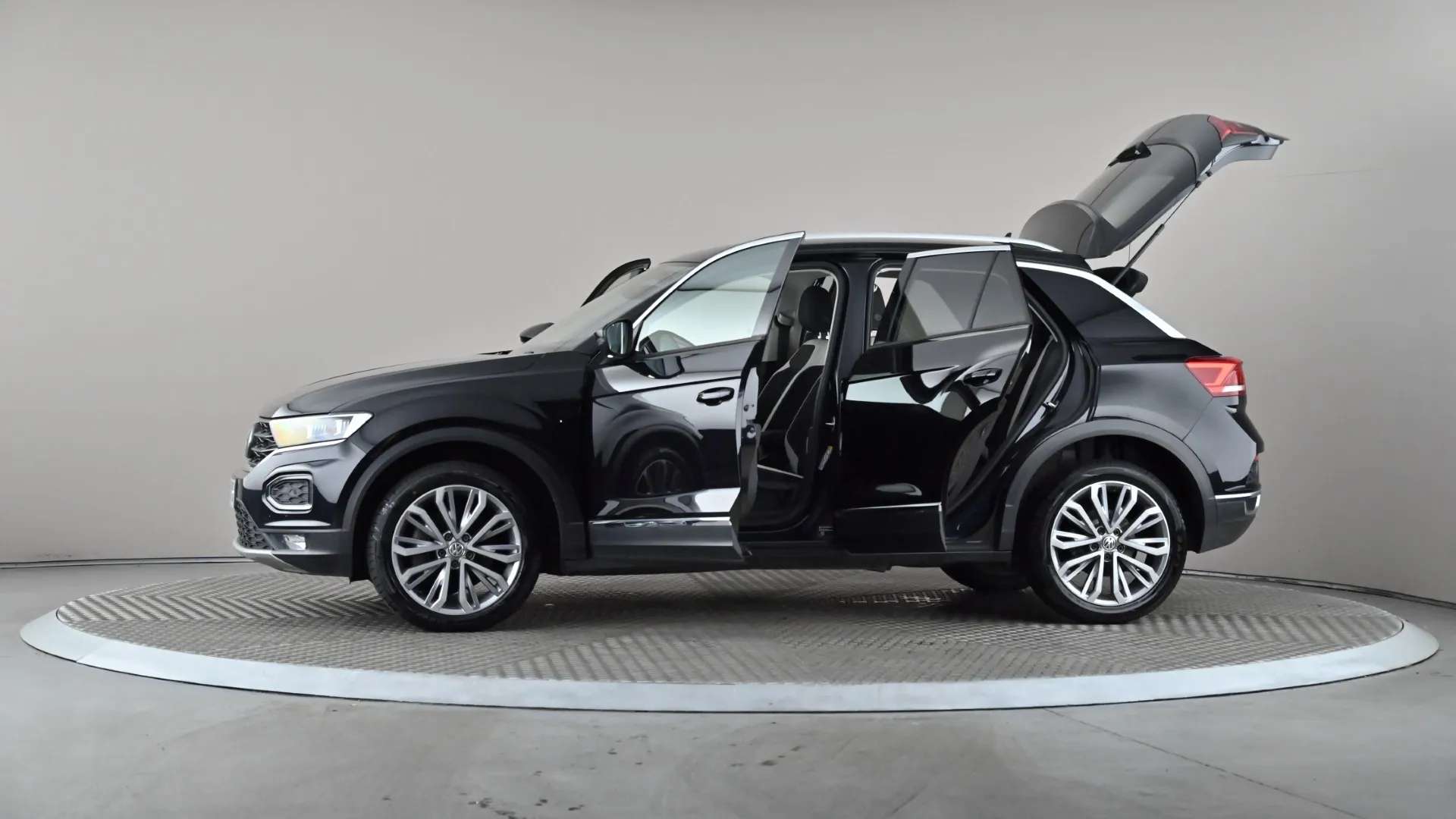 2018 VOLKSWAGEN T-ROC 2018 VOLKSWAGEN T-ROC