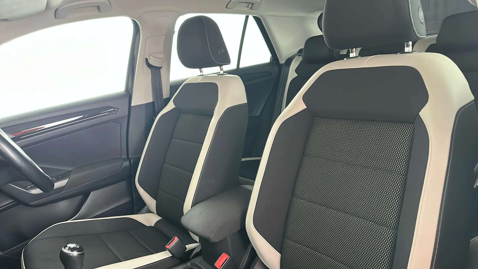 2018 VOLKSWAGEN T-ROC 2018 VOLKSWAGEN T-ROC