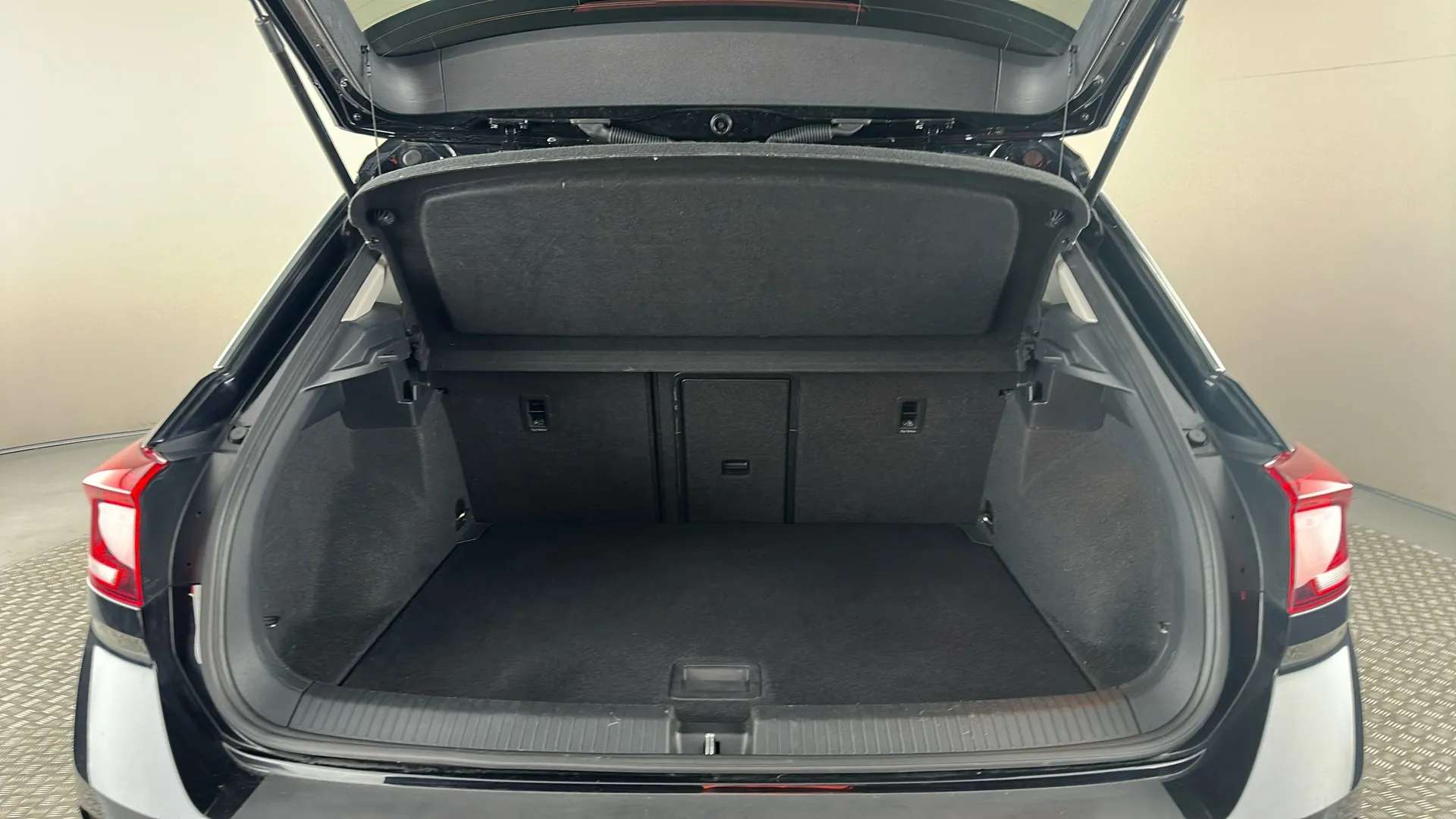 2018 VOLKSWAGEN T-ROC 2018 VOLKSWAGEN T-ROC