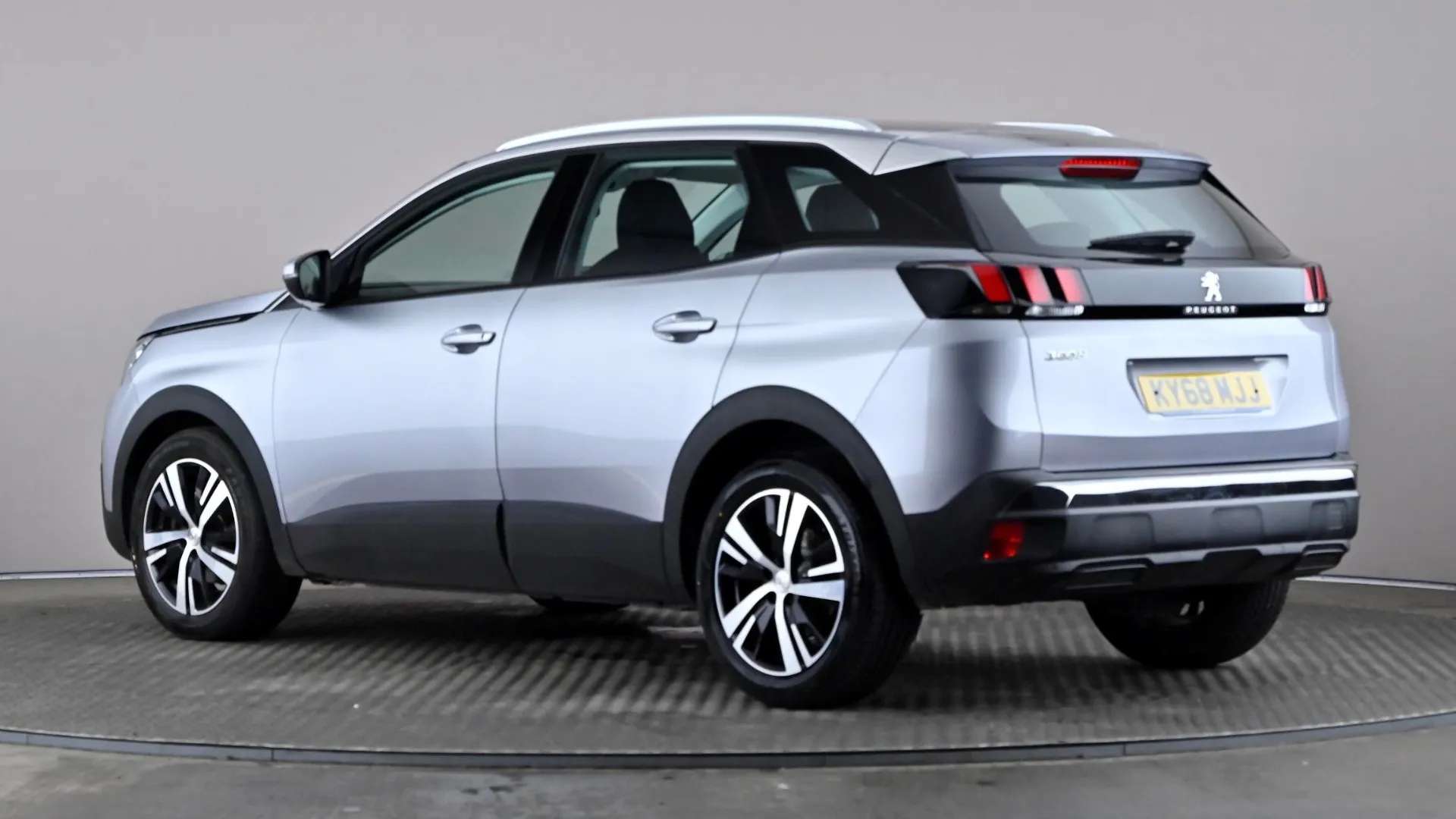 A 2018 PEUGEOT 3008 1.5 BlueHDi Active EAT8 A 2018 PEUGEOT 3008 1.5 BlueHDi Active EAT8