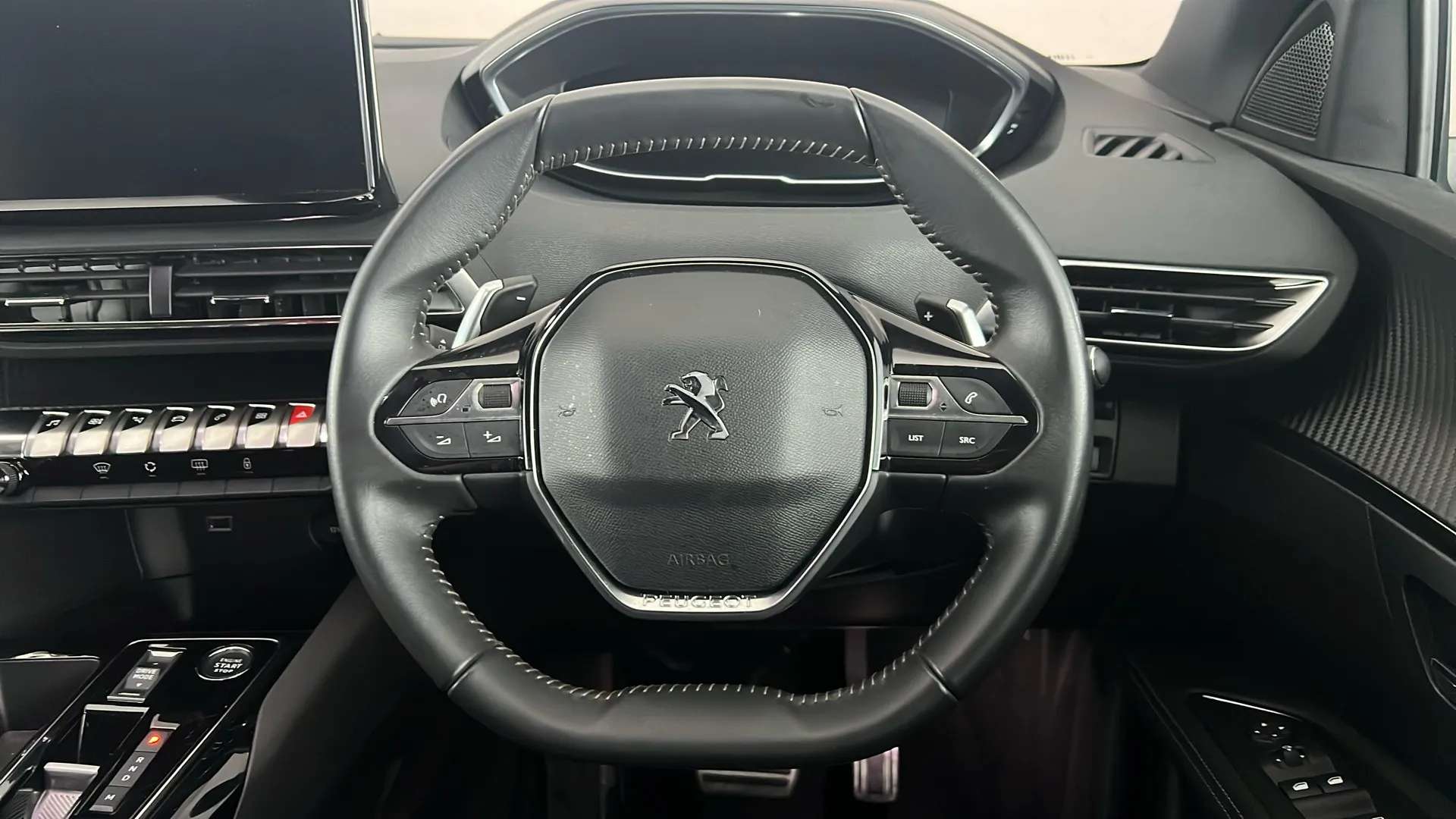 2023 PEUGEOT 3008 2023 PEUGEOT 3008