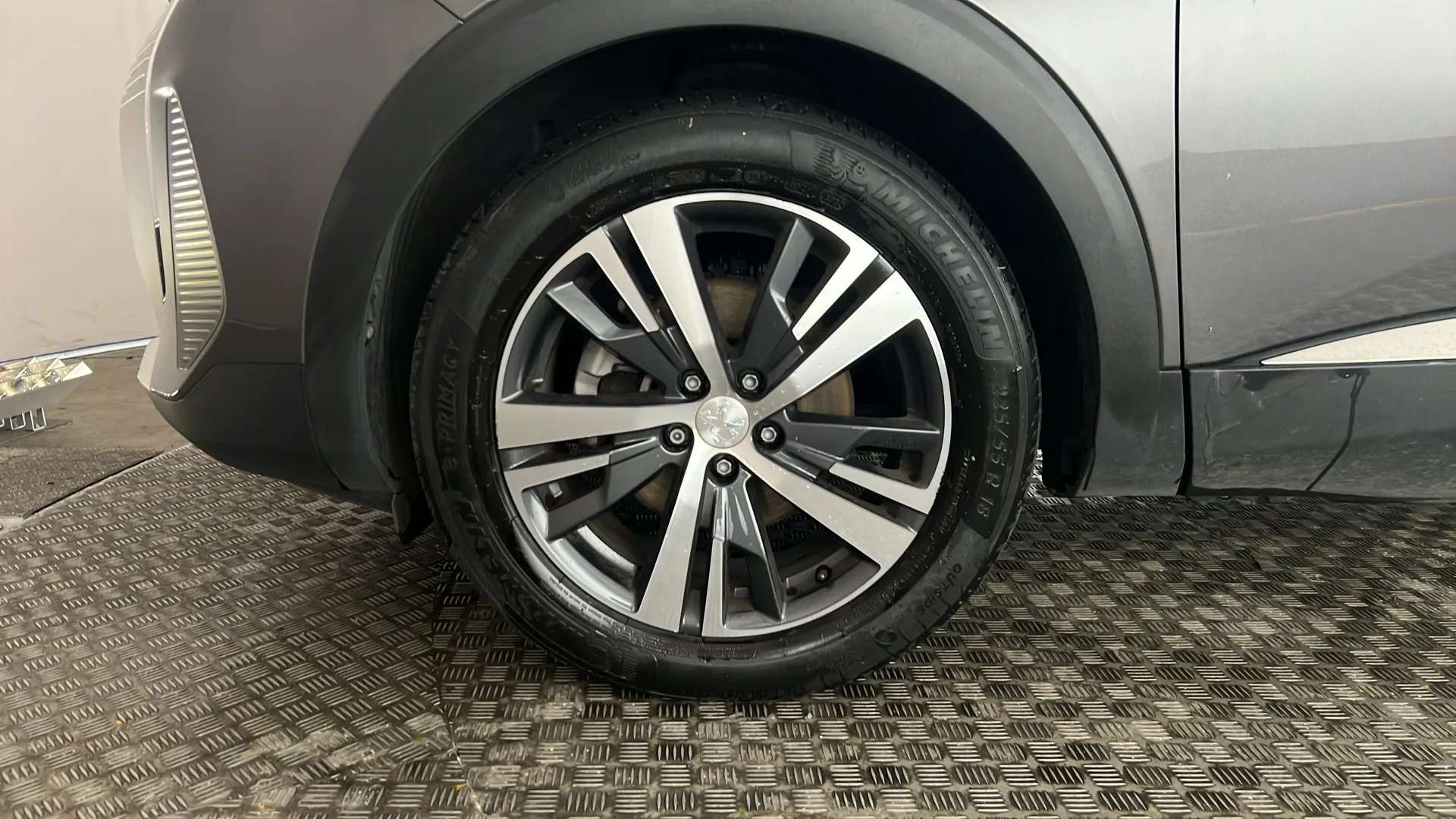 2023 PEUGEOT 3008 2023 PEUGEOT 3008