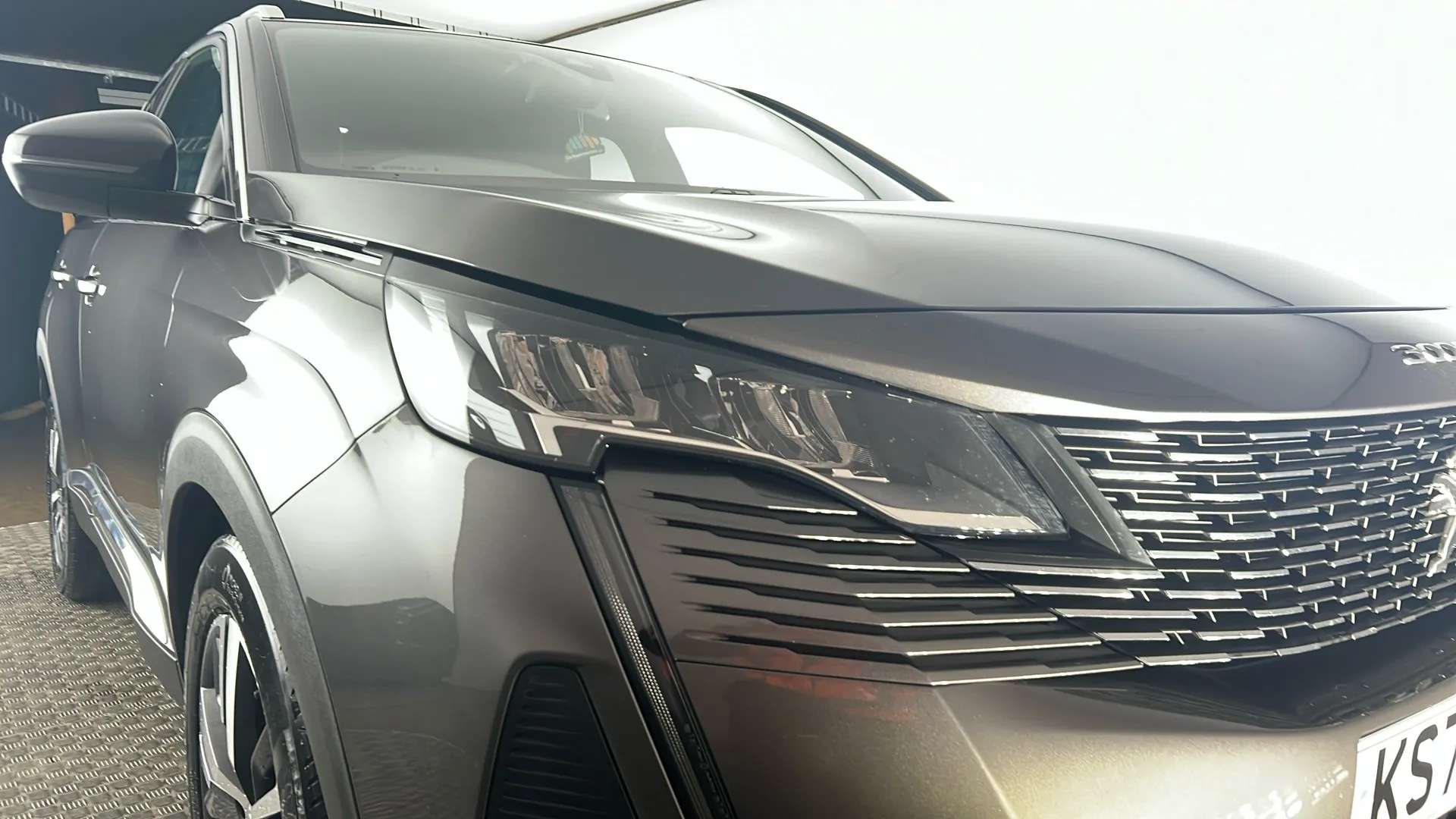 2023 PEUGEOT 3008 2023 PEUGEOT 3008