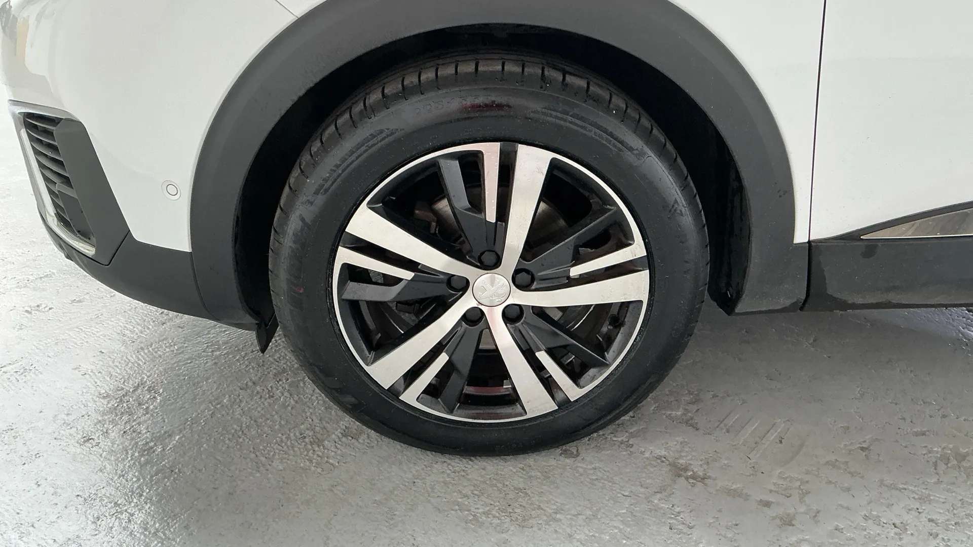 2018 PEUGEOT 5008 2018 PEUGEOT 5008