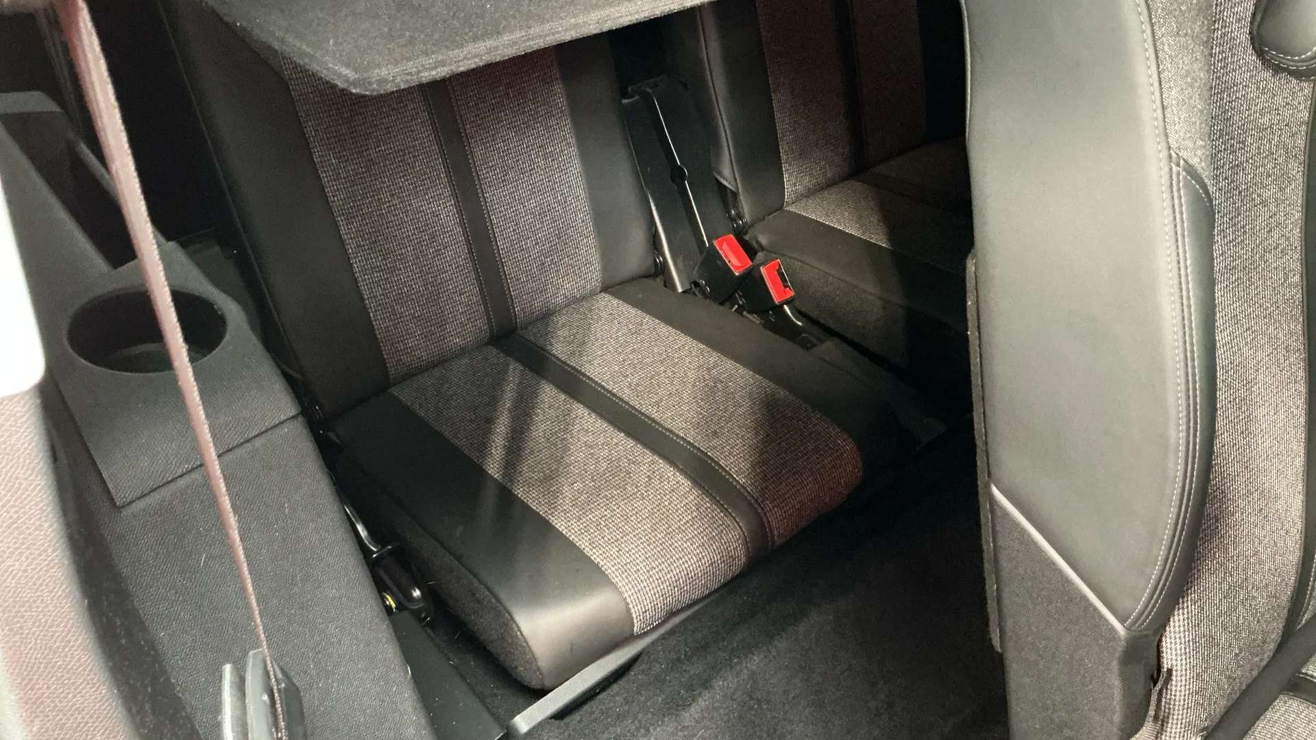 2018 PEUGEOT 5008 2018 PEUGEOT 5008