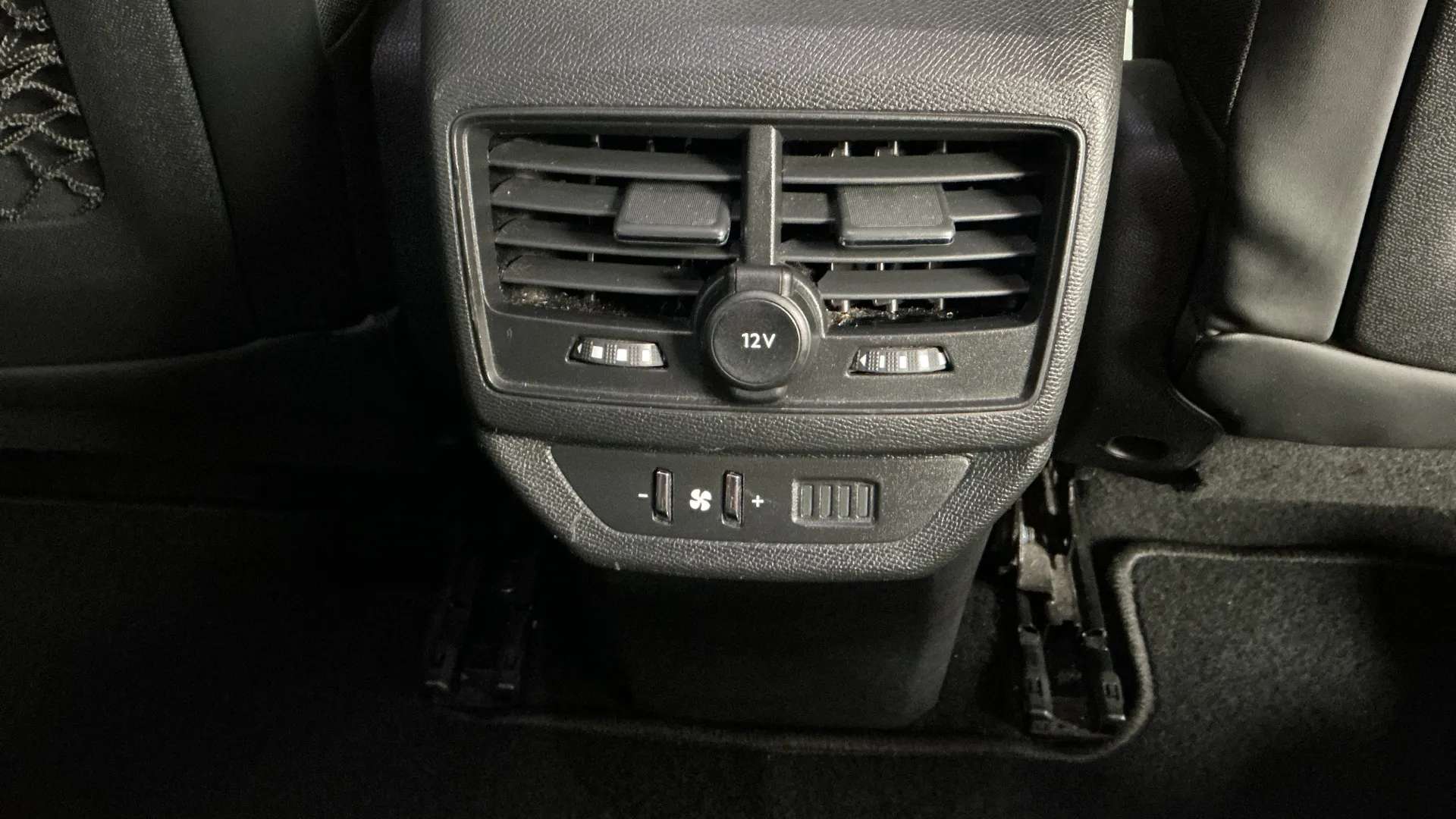 2018 PEUGEOT 5008 2018 PEUGEOT 5008