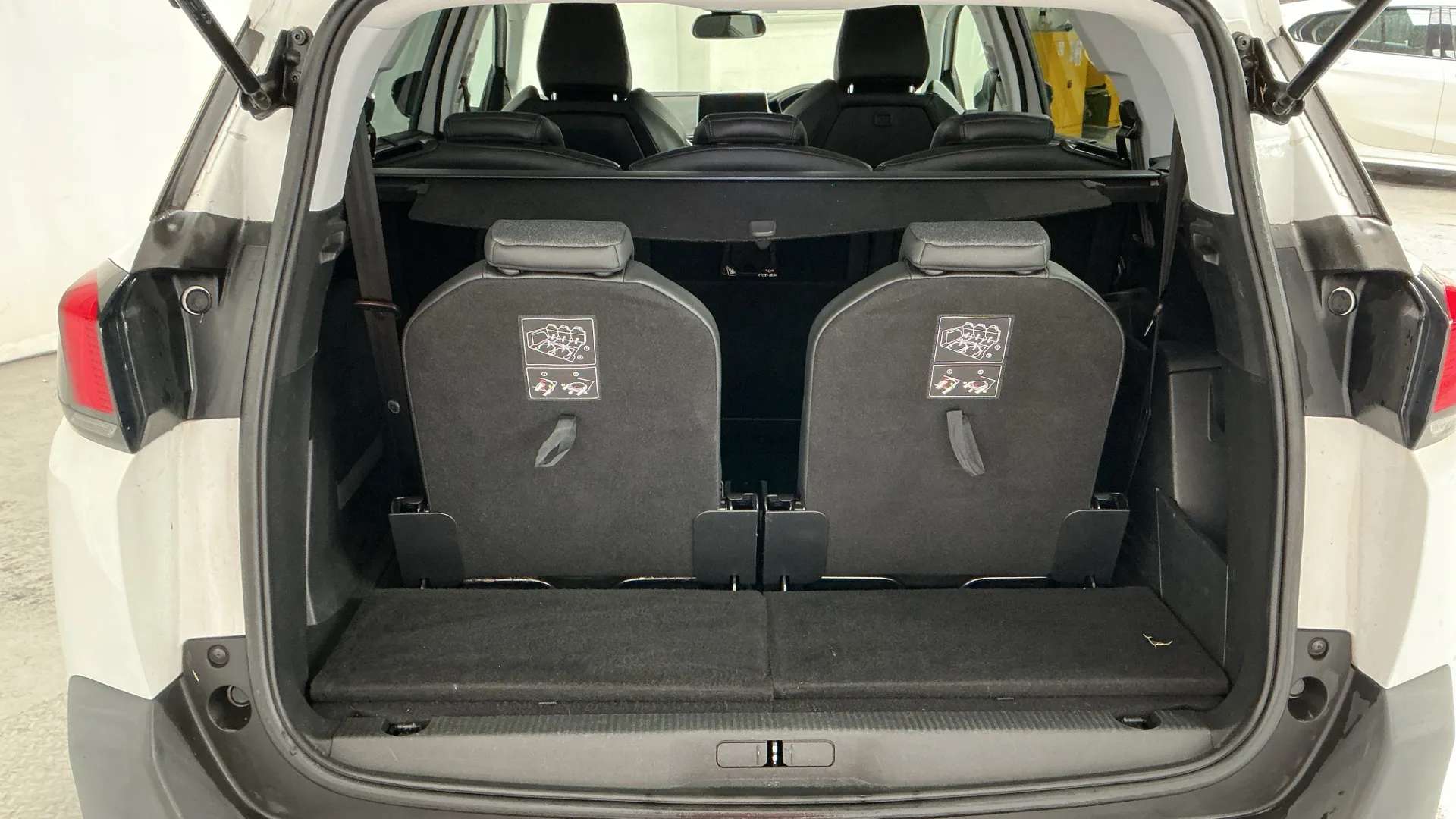 2018 PEUGEOT 5008 2018 PEUGEOT 5008