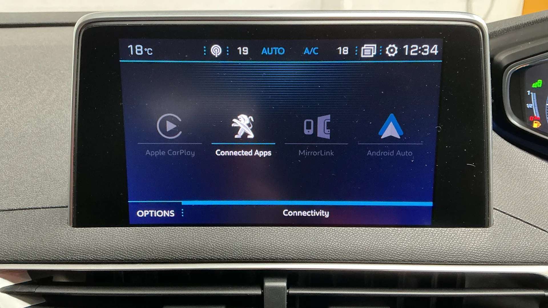 2018 PEUGEOT 5008 2018 PEUGEOT 5008