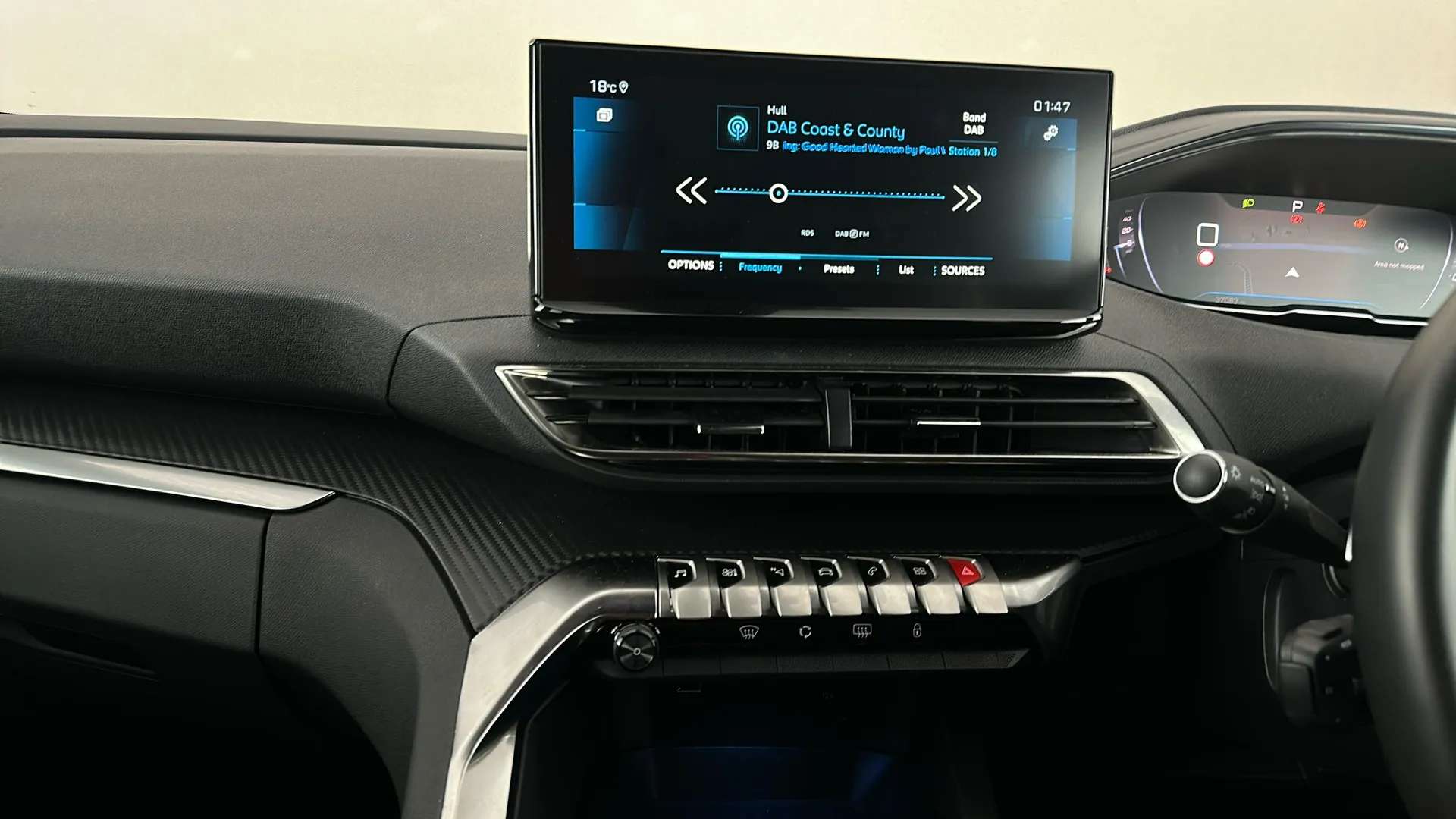 2023 PEUGEOT 3008 2023 PEUGEOT 3008