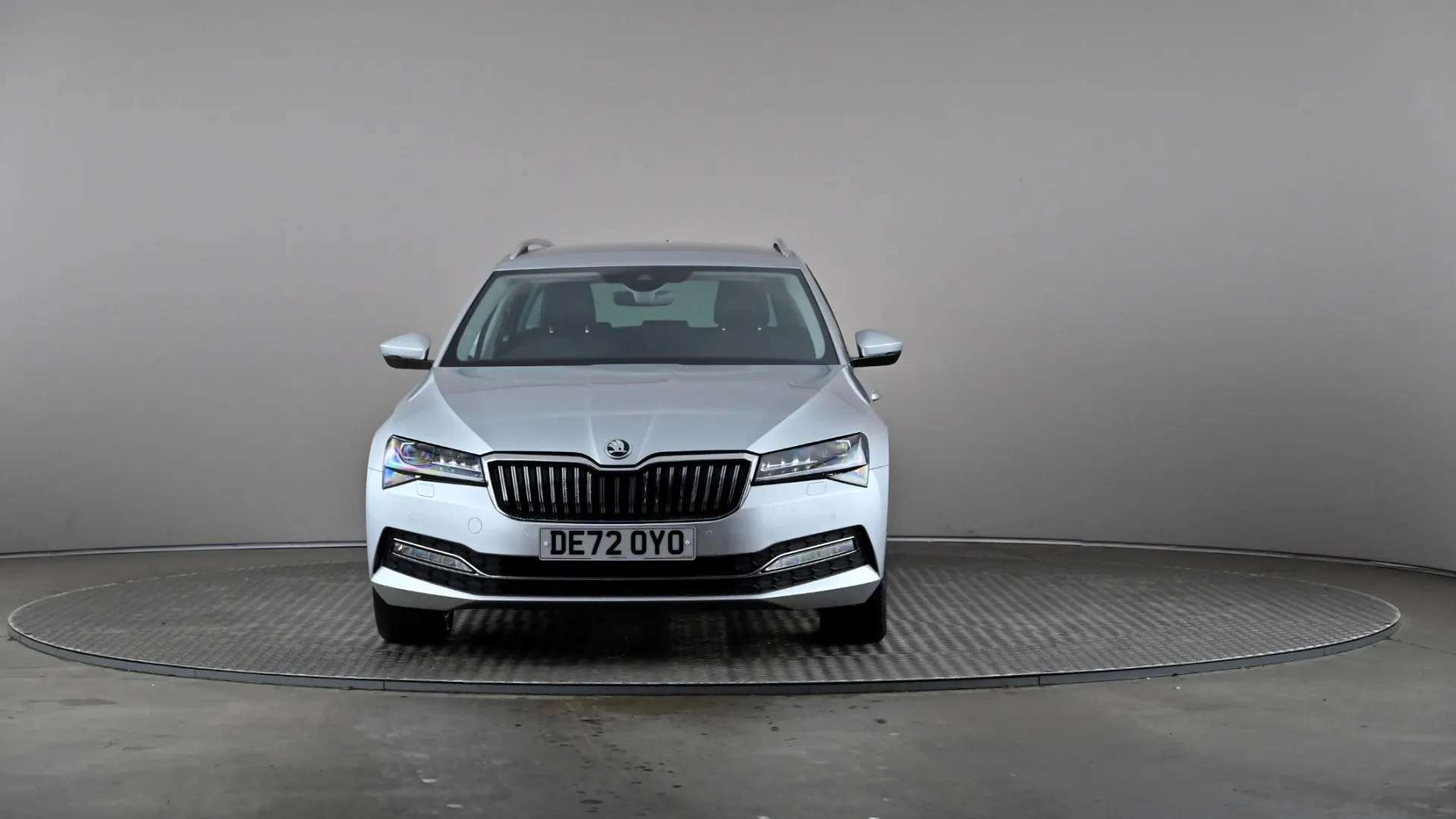 A 2022 SKODA SUPERB 2.0 TDI CR SE L DSG A 2022 SKODA SUPERB 2.0 TDI CR SE L DSG