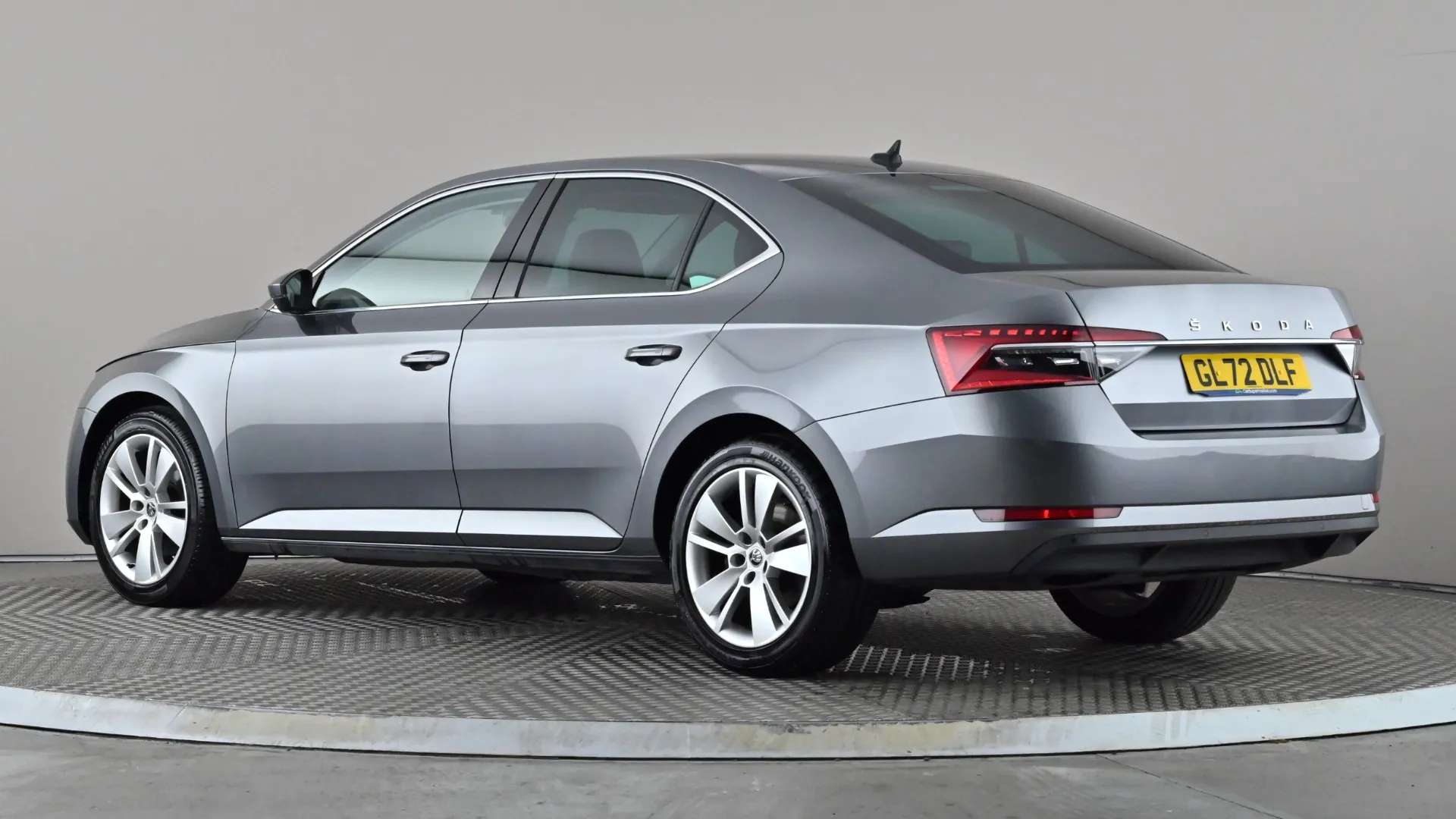 A 2022 SKODA SUPERB 2.0 TDI CR SE L DSG A 2022 SKODA SUPERB 2.0 TDI CR SE L DSG