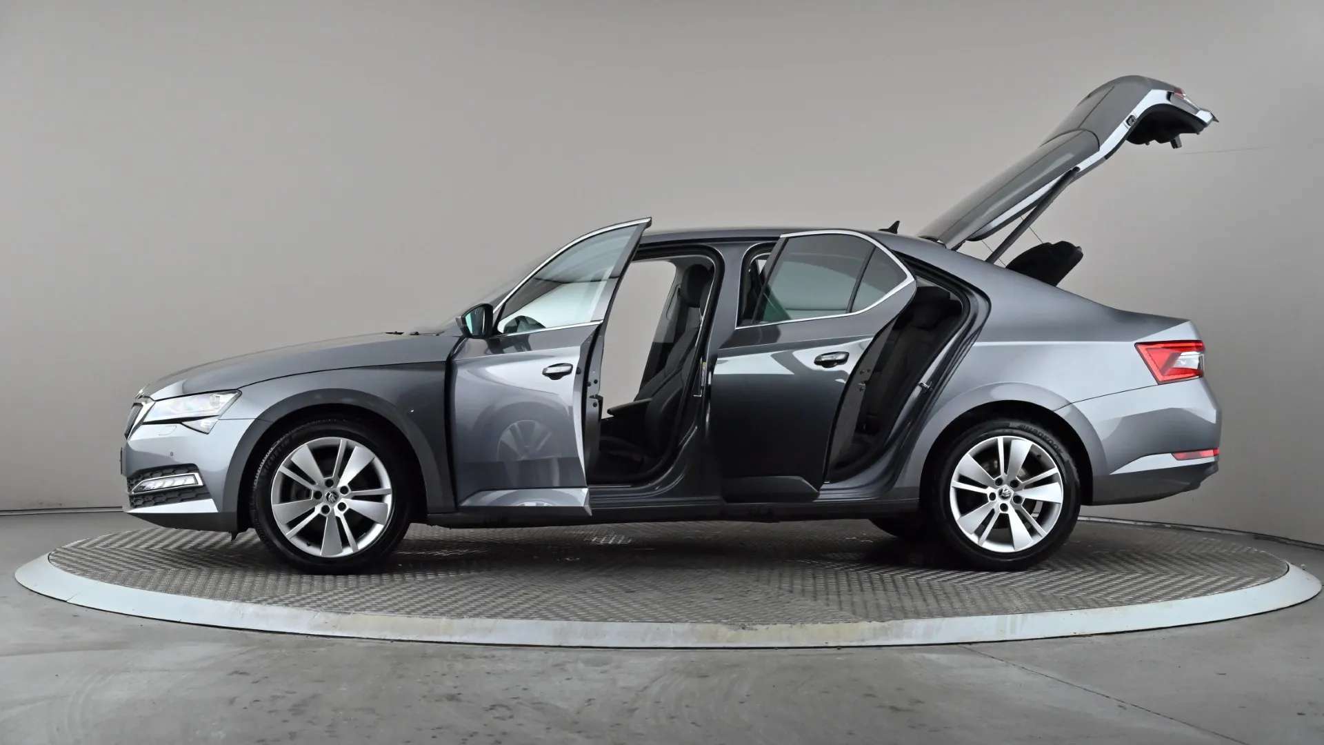 2022 SKODA SUPERB 2022 SKODA SUPERB
