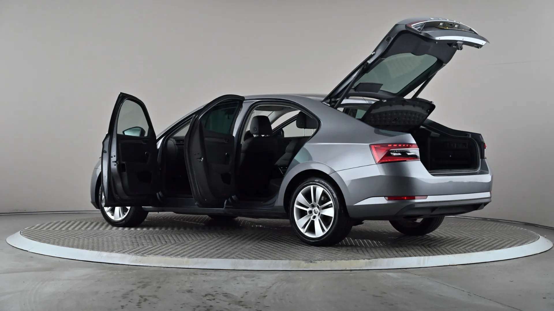 2022 SKODA SUPERB 2022 SKODA SUPERB