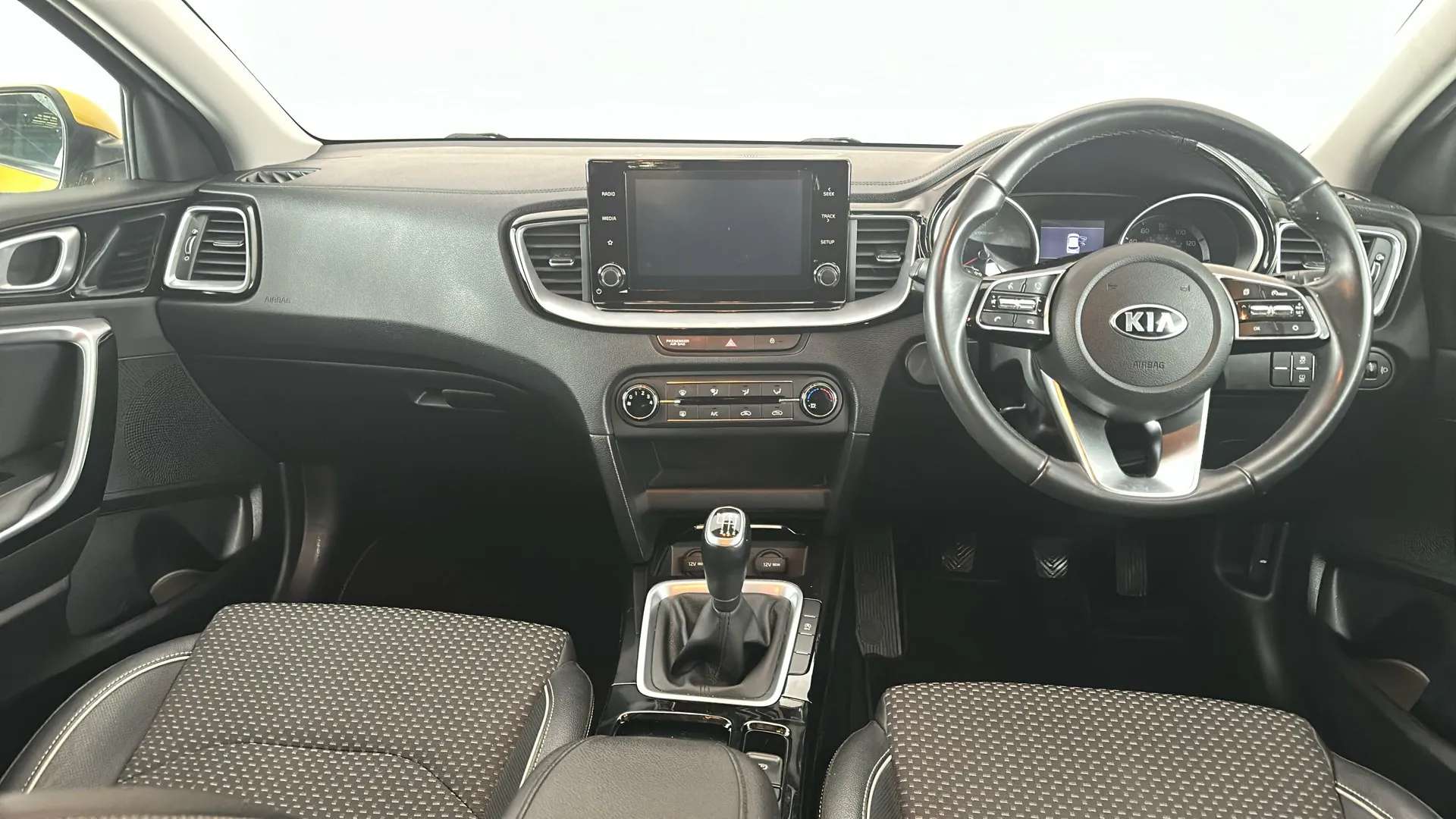 2021 KIA XCEED 2021 KIA XCEED