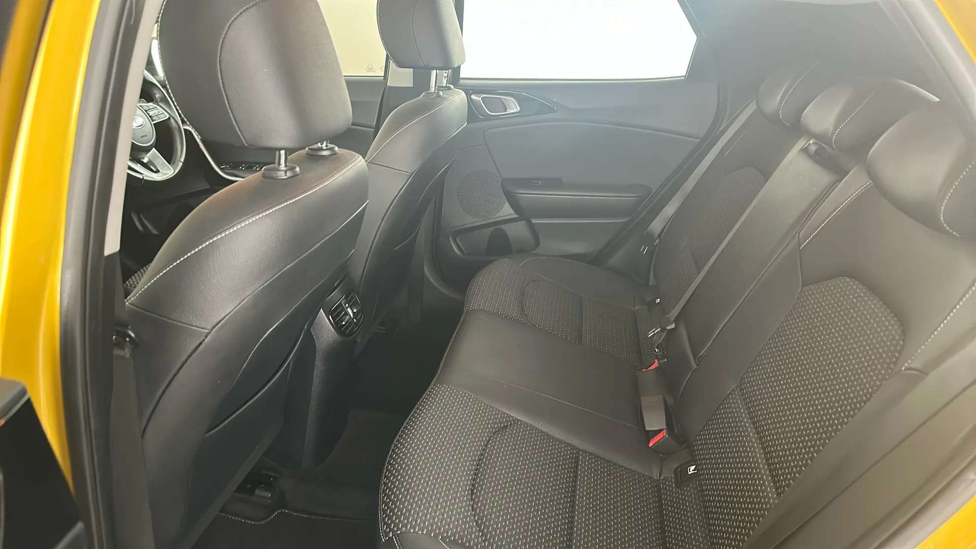 2021 KIA XCEED 2021 KIA XCEED