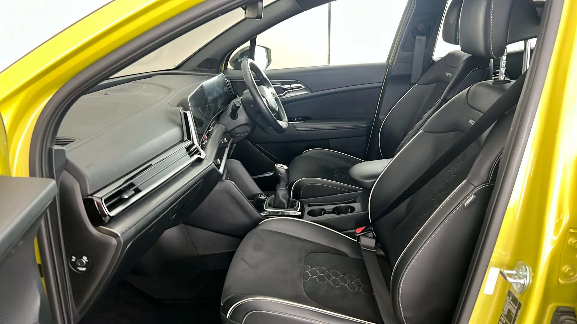 2023 KIA SPORTAGE 2023 KIA SPORTAGE
