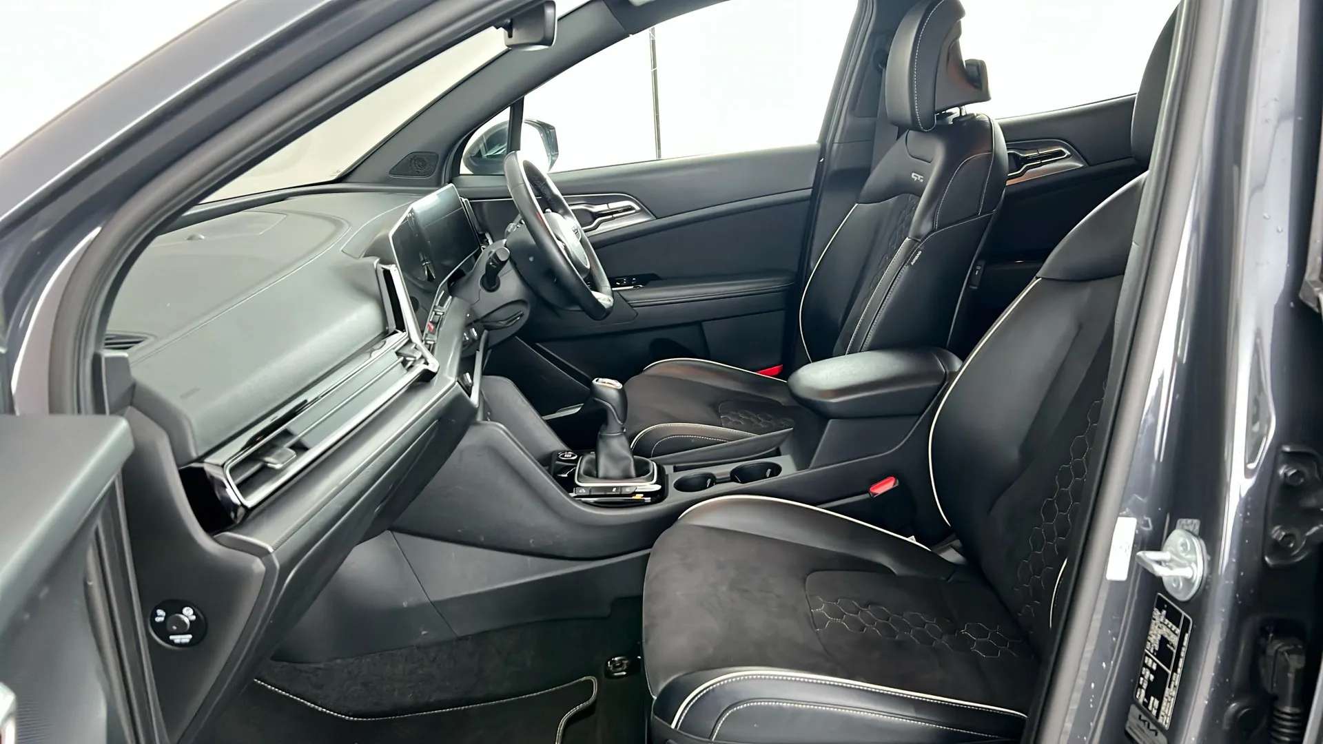 2023 KIA SPORTAGE 2023 KIA SPORTAGE