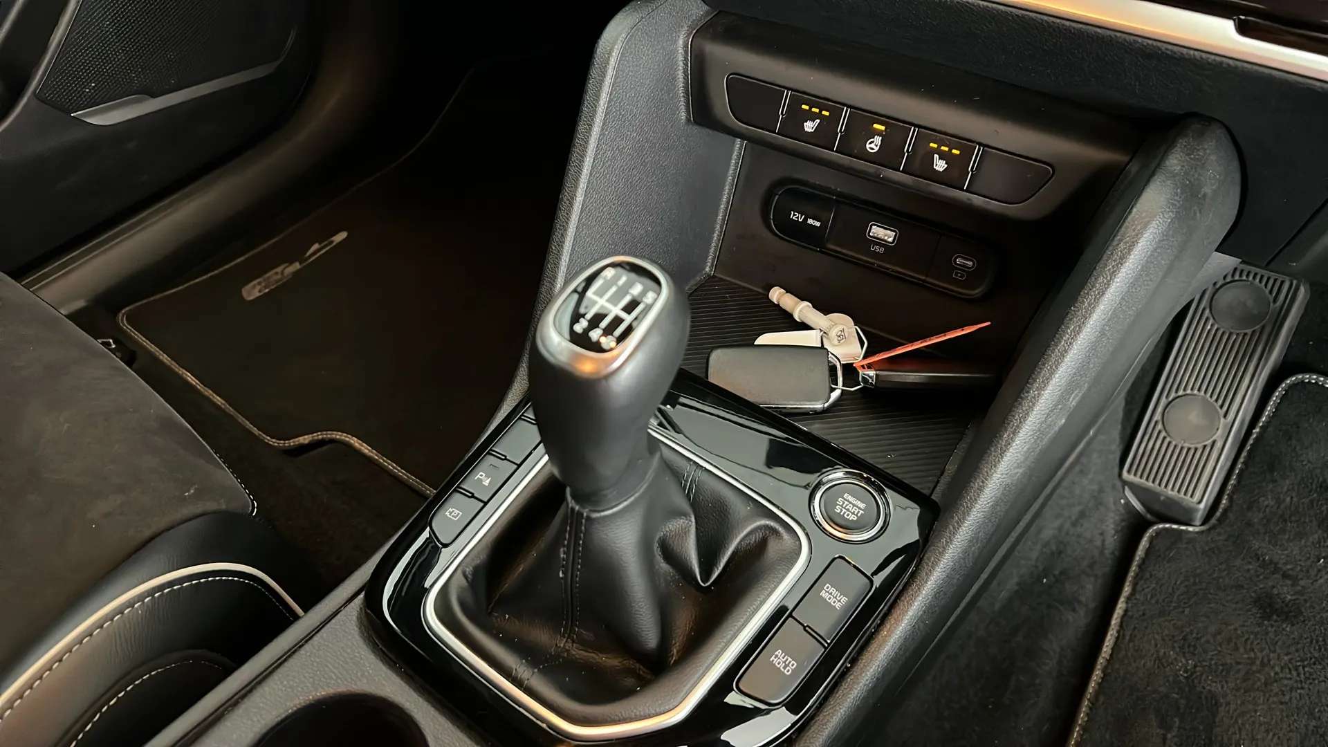 2023 KIA SPORTAGE 2023 KIA SPORTAGE