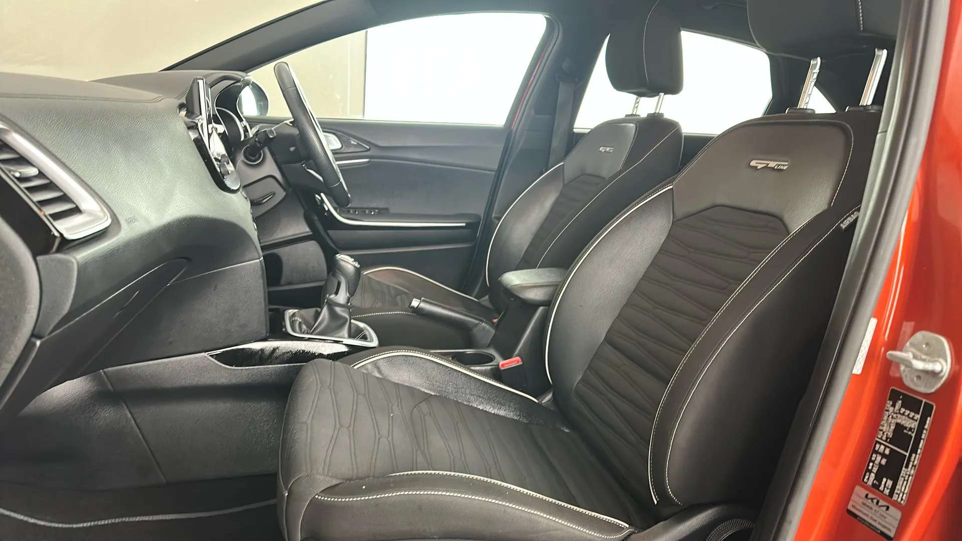 2023 KIA CEED 2023 KIA CEED