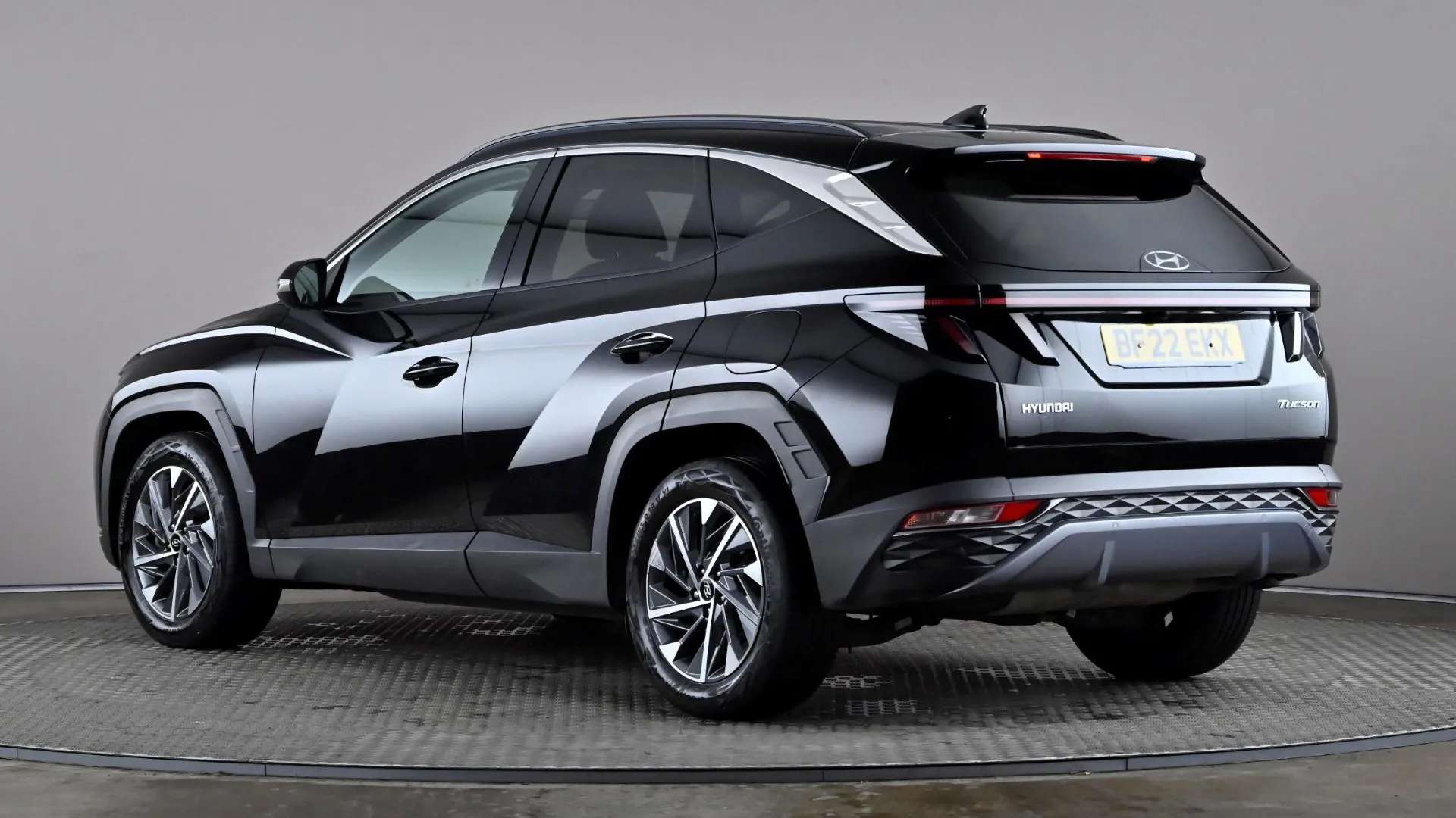 A 2022 HYUNDAI TUCSON 1.6 TGDi Premium 2WD A 2022 HYUNDAI TUCSON 1.6 TGDi Premium 2WD