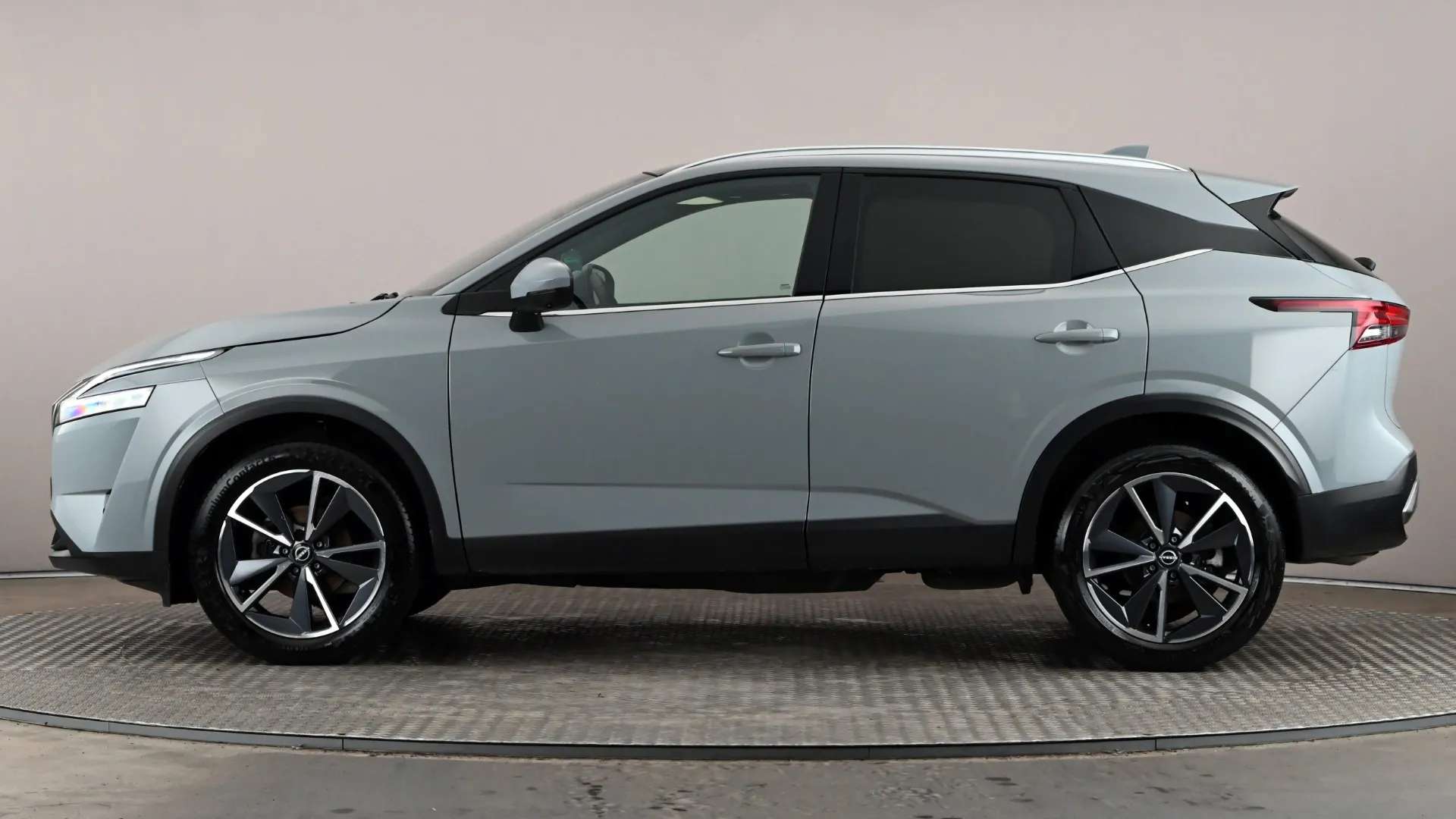 A 2022 NISSAN QASHQAI 1.3 DiG-T MH Tekna A 2022 NISSAN QASHQAI 1.3 DiG-T MH Tekna