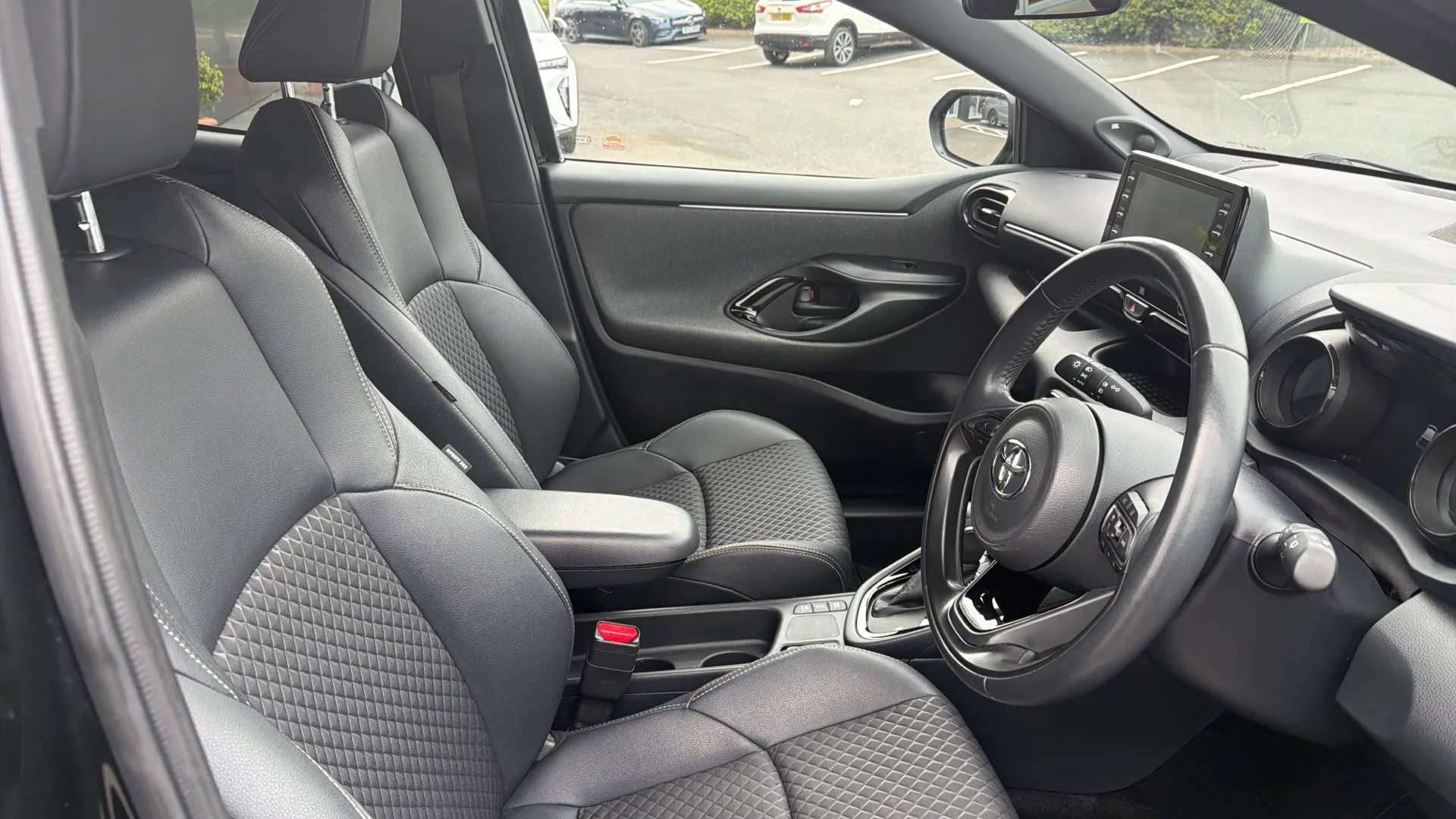 2022 TOYOTA YARIS 2022 TOYOTA YARIS