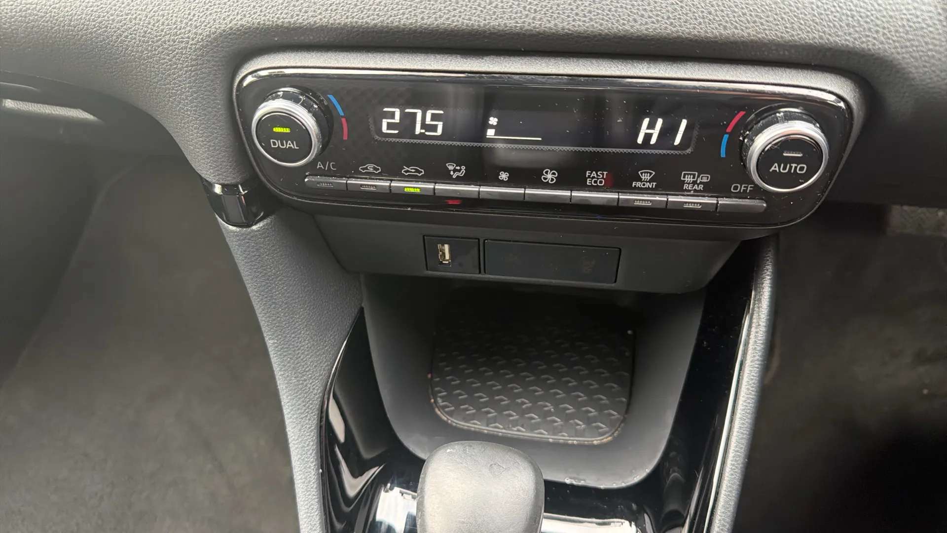 2022 TOYOTA YARIS 2022 TOYOTA YARIS