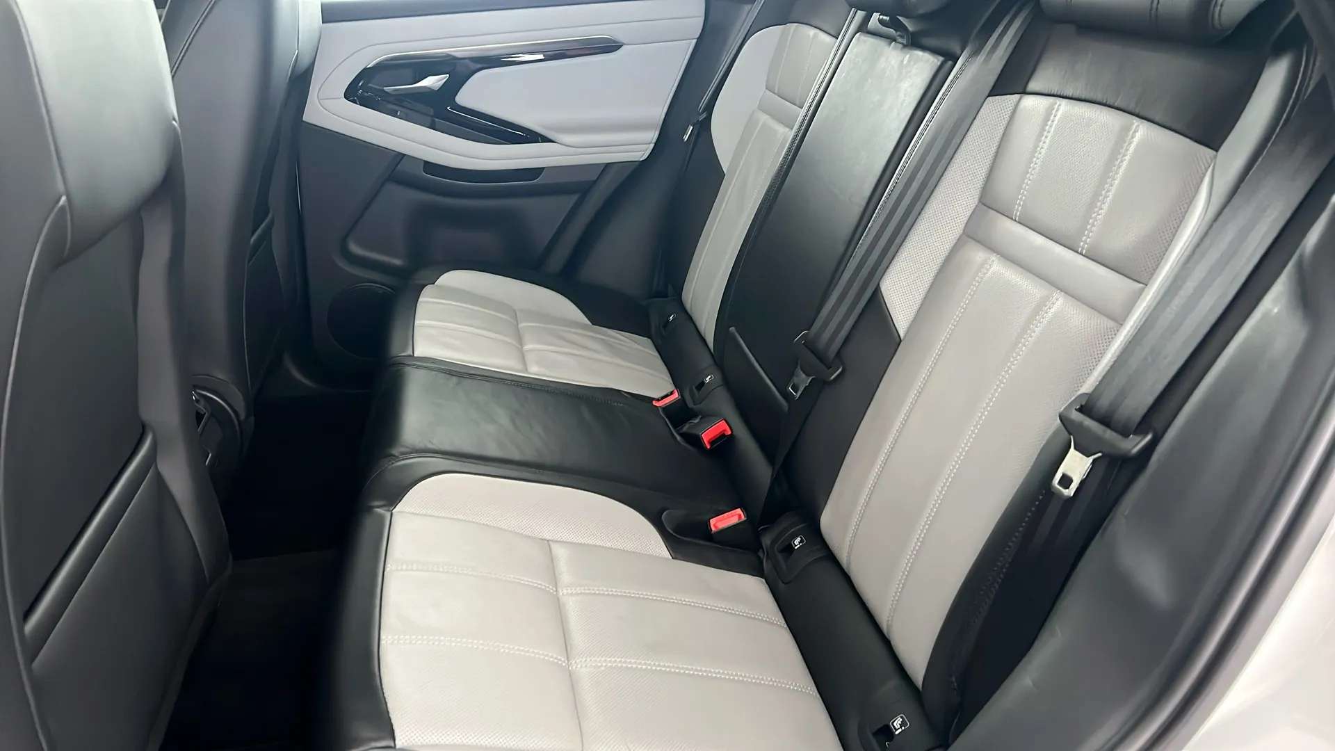 2020 LAND ROVER RANGE ROVER EVOQUE 2020 LAND ROVER RANGE ROVER EVOQUE