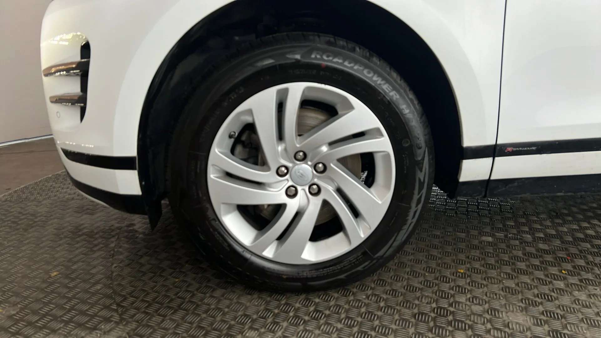 2020 LAND ROVER RANGE ROVER EVOQUE 2020 LAND ROVER RANGE ROVER EVOQUE