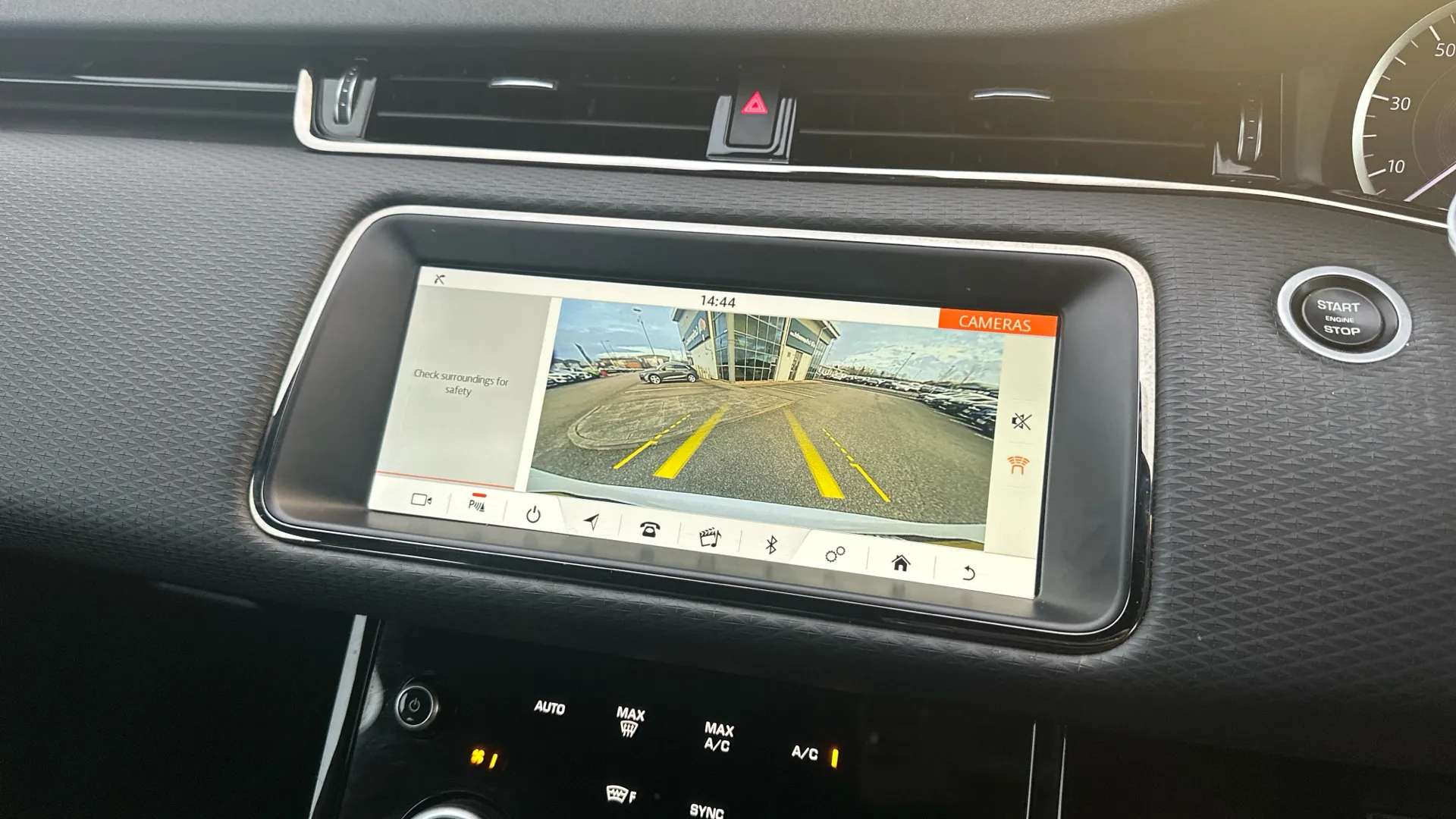 2020 LAND ROVER RANGE ROVER EVOQUE 2020 LAND ROVER RANGE ROVER EVOQUE