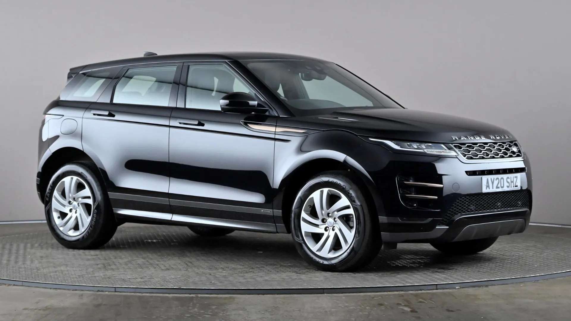 A 2020 LAND ROVER RANGE ROVER EVOQUE 2.0 D150 R-Dynamic S Auto A 2020 LAND ROVER RANGE ROVER EVOQUE 2.0 D150 R-Dynamic S Auto