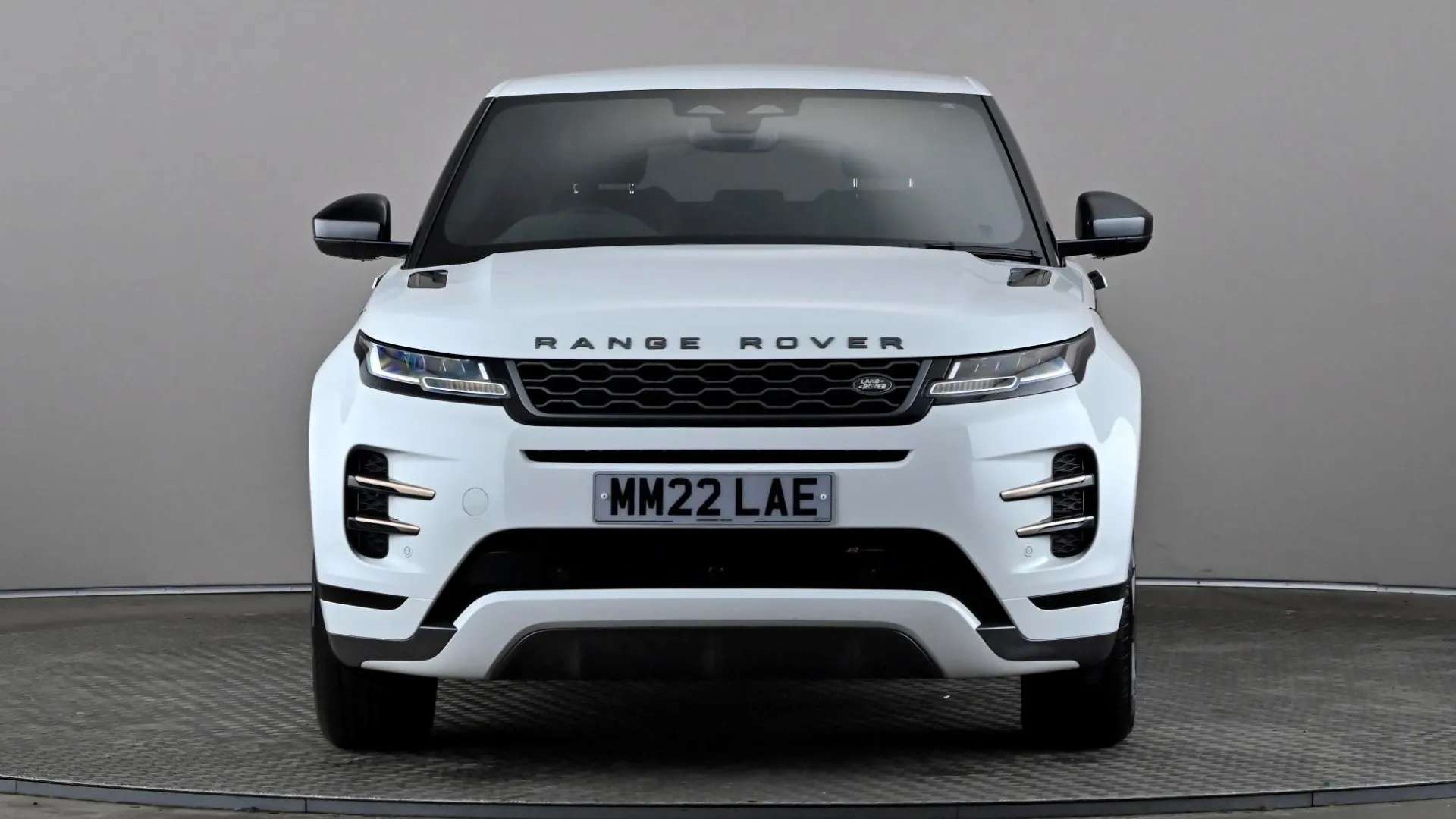 A 2022 LAND ROVER RANGE ROVER EVOQUE 2.0 D200 R-Dynamic S Auto A 2022 LAND ROVER RANGE ROVER EVOQUE 2.0 D200 R-Dynamic S Auto