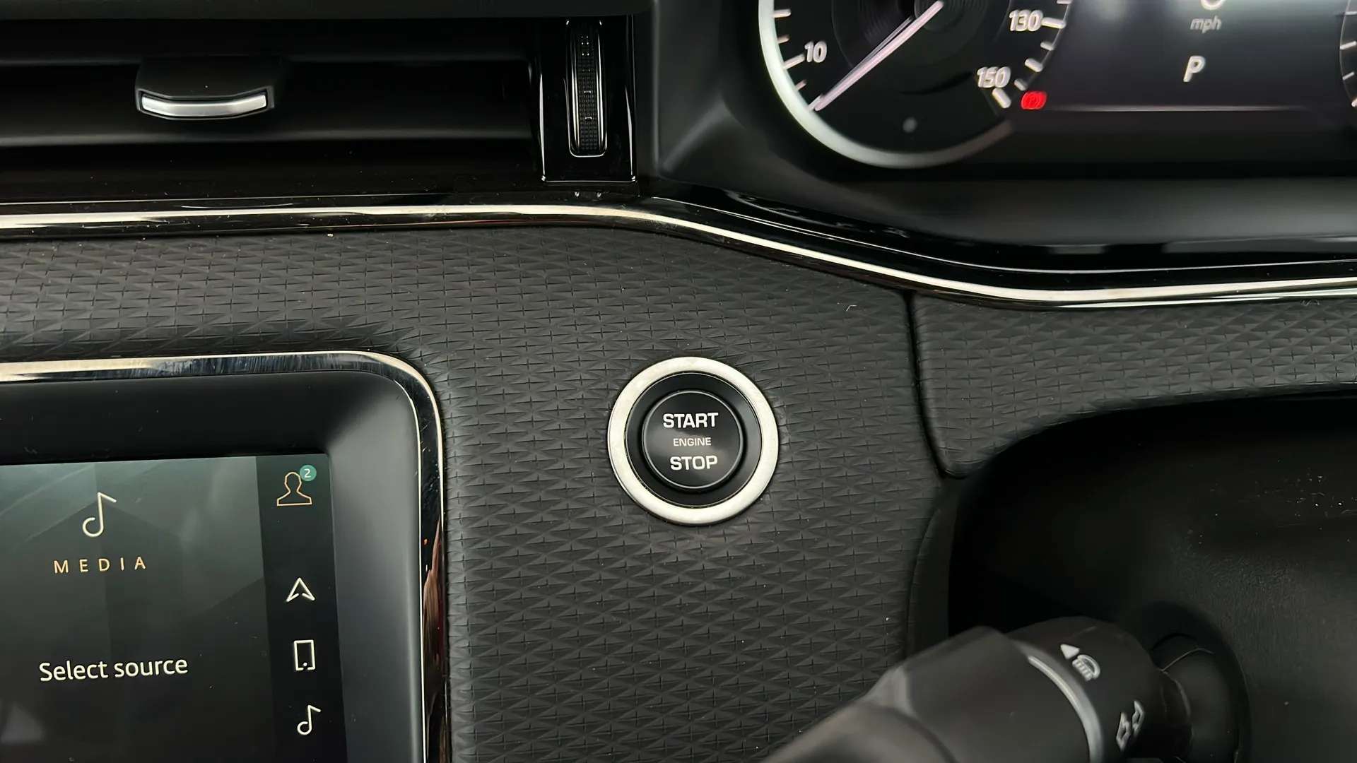 2022 LAND ROVER RANGE ROVER EVOQUE 2022 LAND ROVER RANGE ROVER EVOQUE